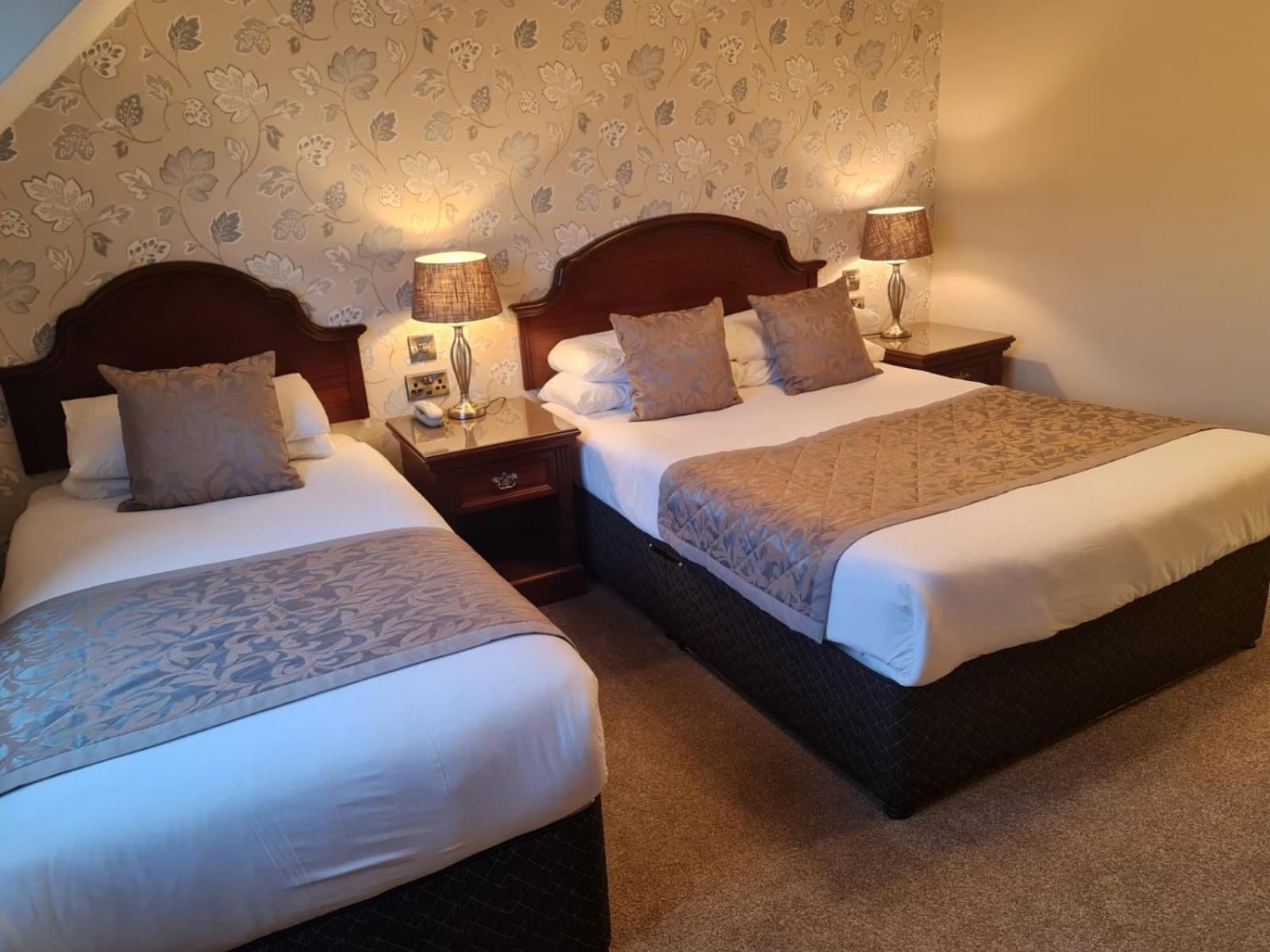 Triple Room - Room Only - Photo 1
