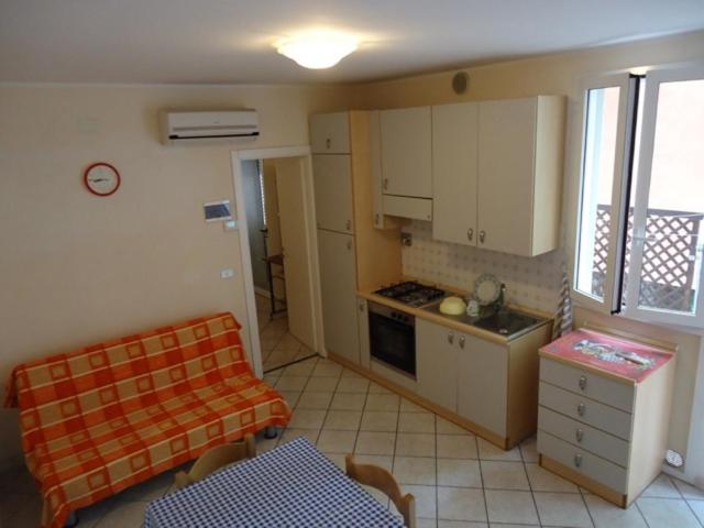Apartment - Ground Floor photo 2