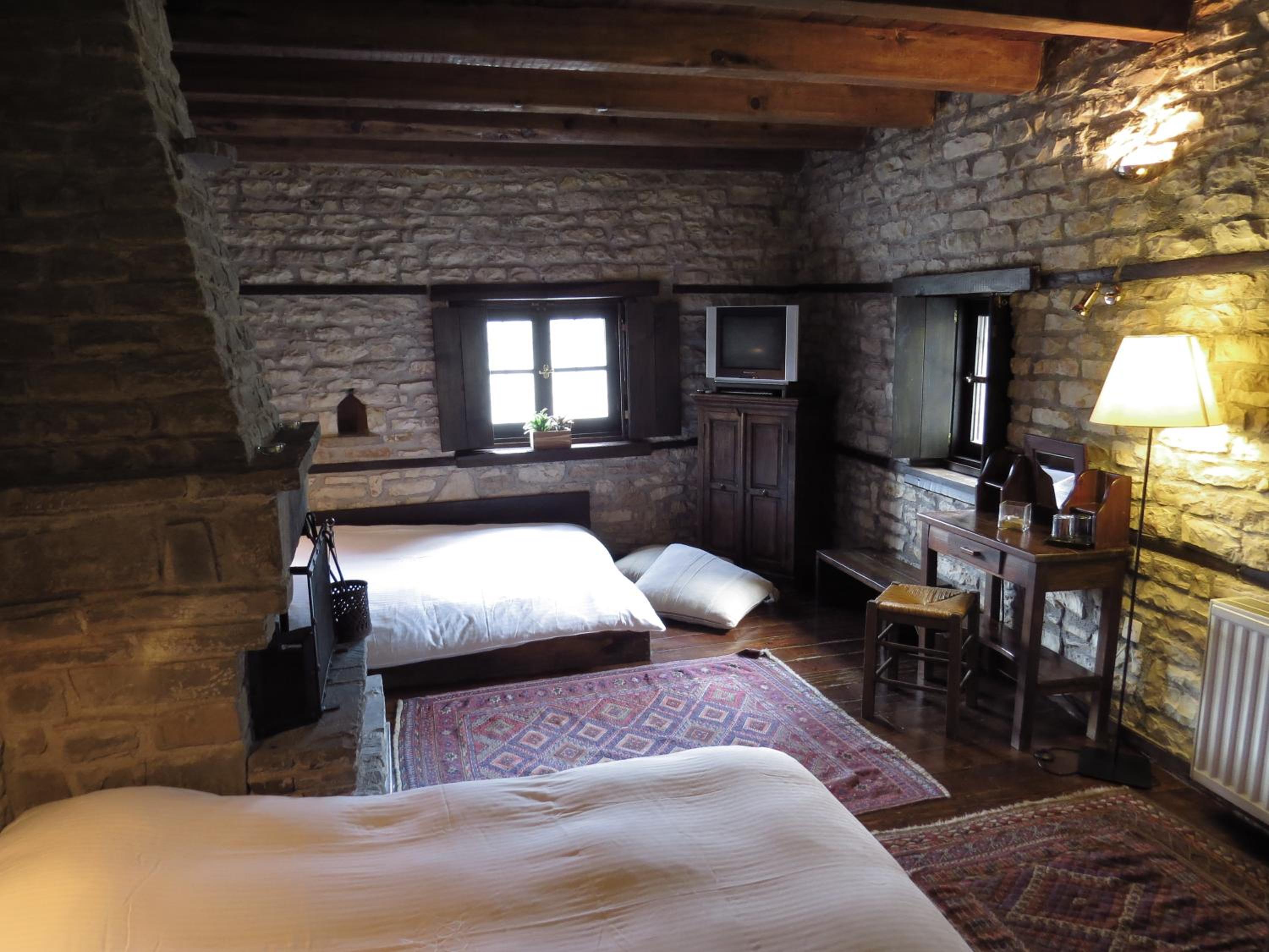 Deluxe Double Room - Photo 5