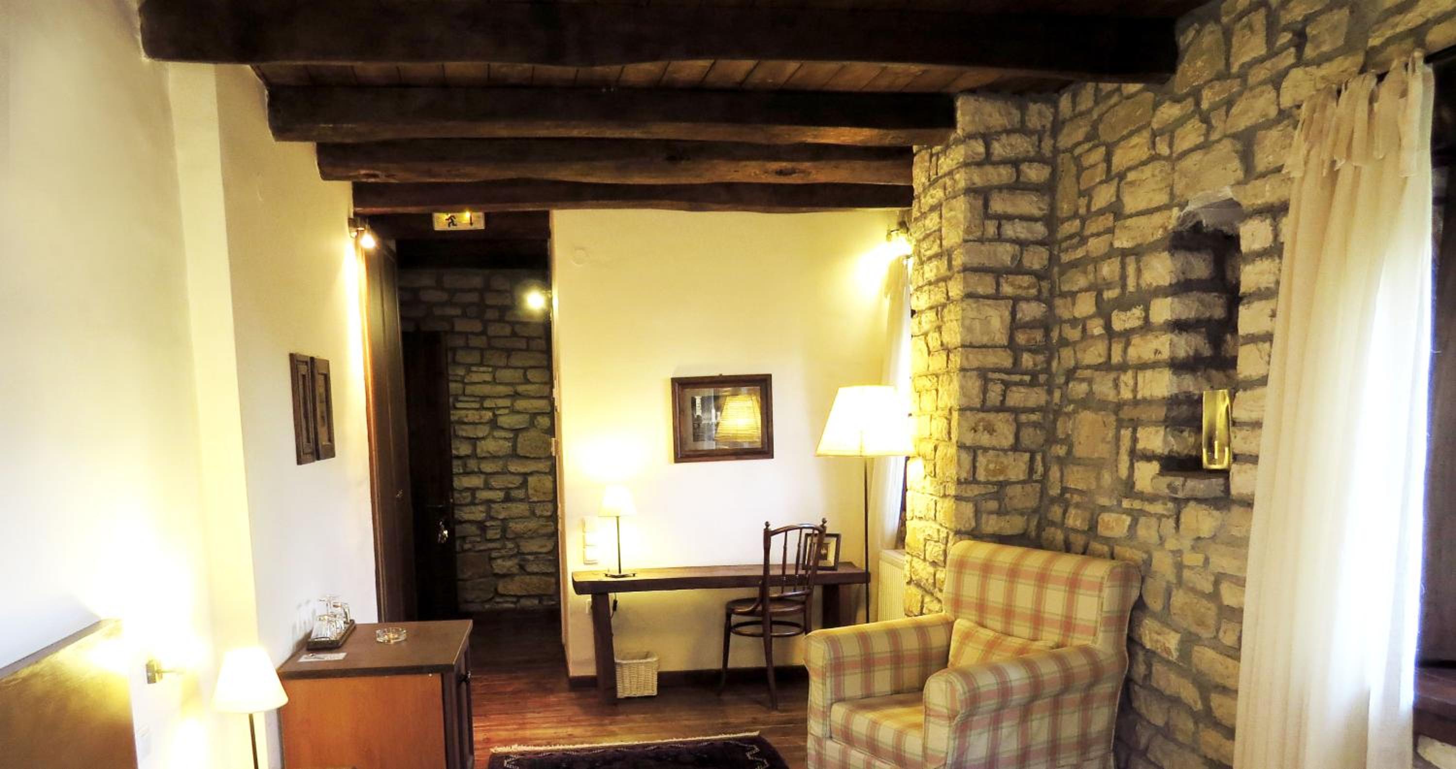 Double Room - Photo 1