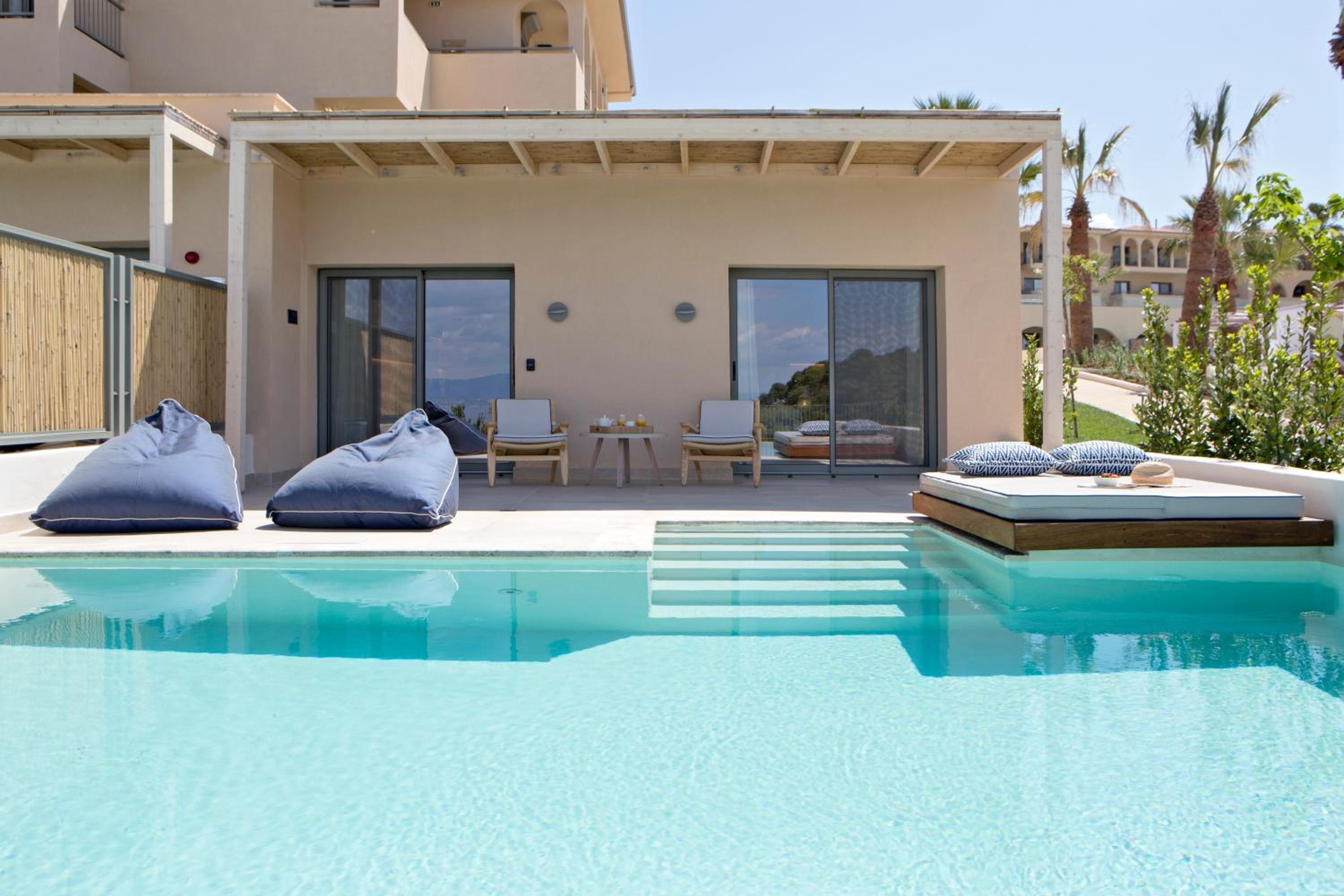 One Bedroom Panoramic suite Sea View with Private Pool & Hot Tub - Photo 2