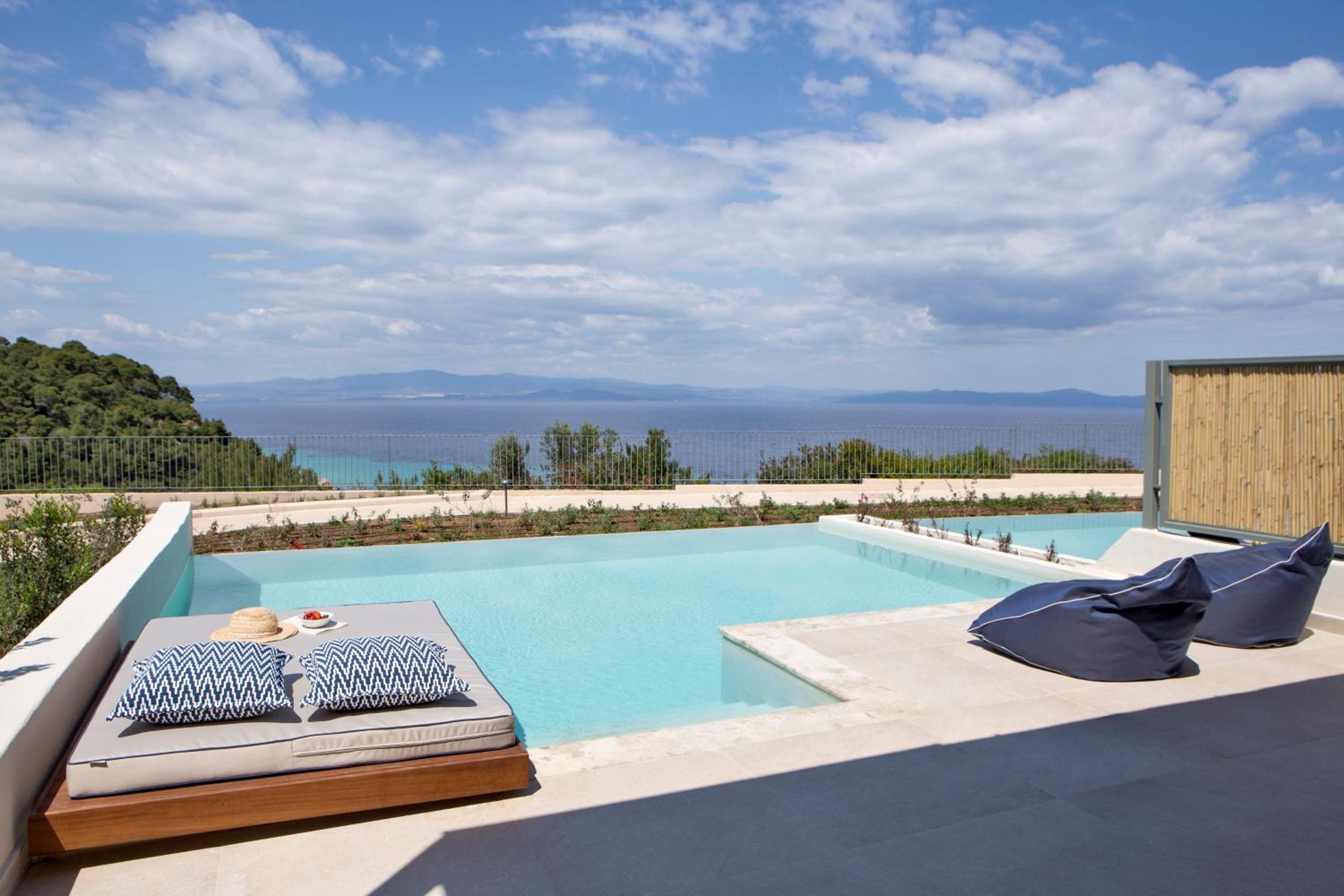 One Bedroom Panoramic suite Sea View with Private Pool & Hot Tub - Photo 25