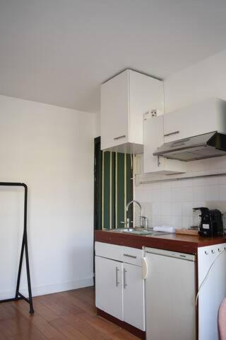 One-Bedroom Apartment photo 3