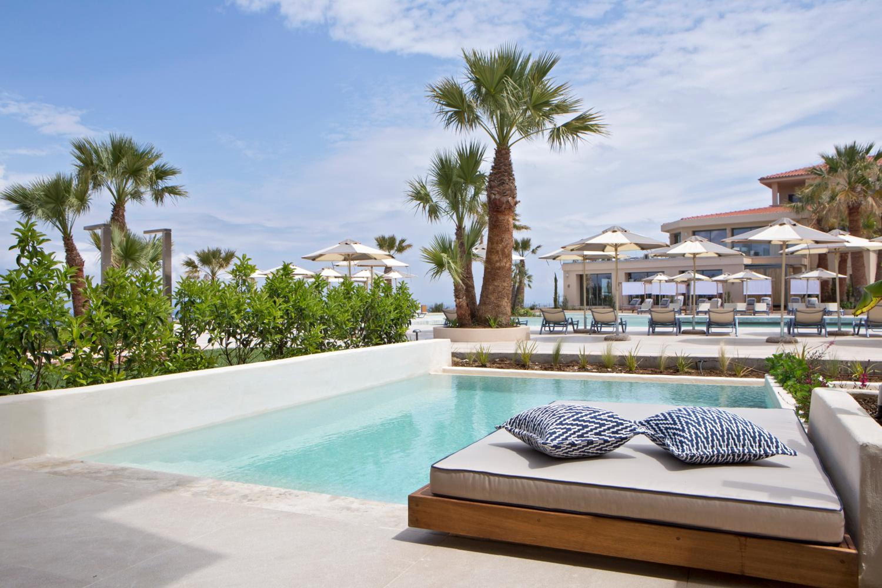 One bedroom suite Sea View Private Pool - Photo 14