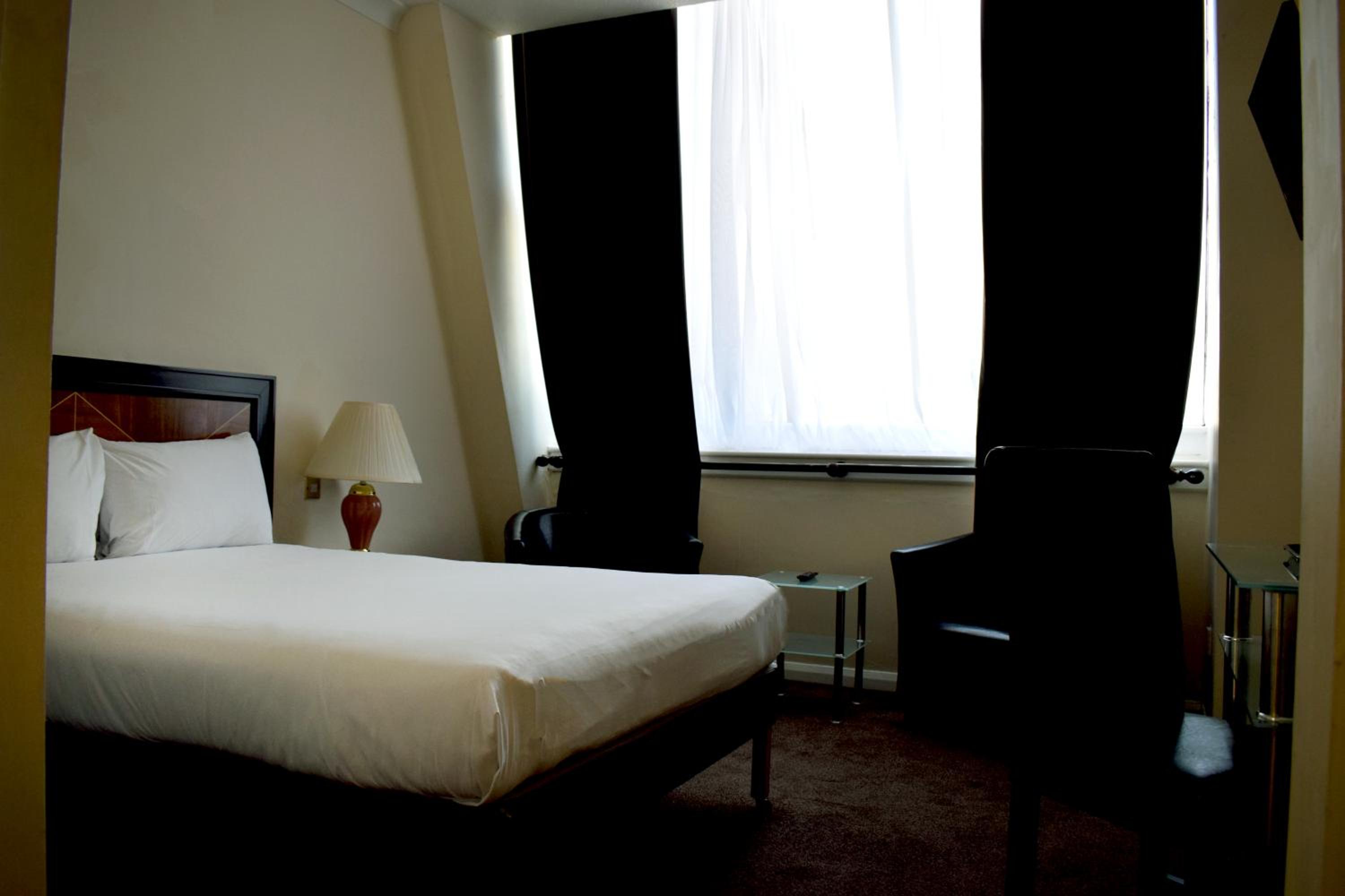 Double Room - Photo 4