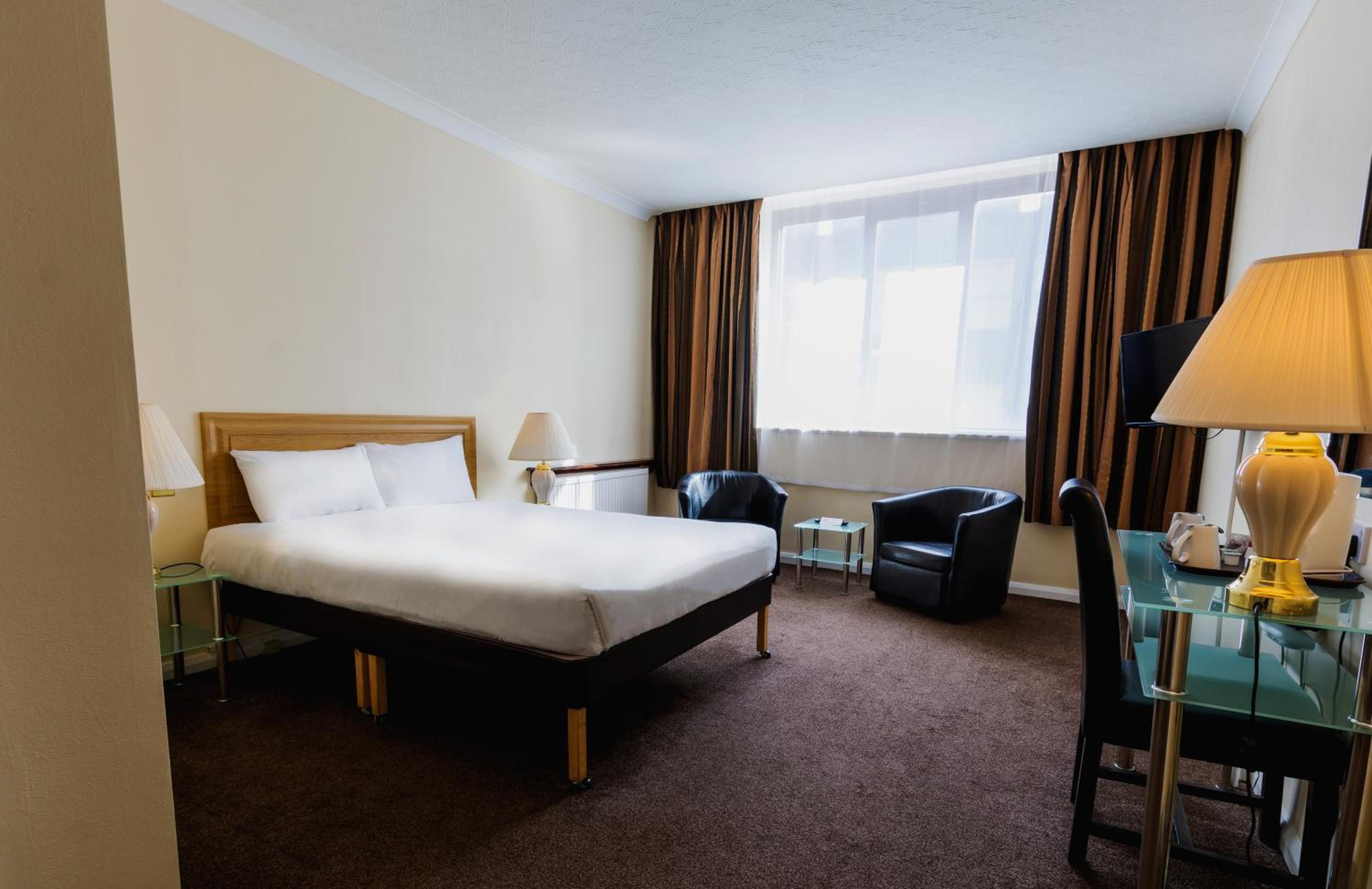 Double Room - Photo 5