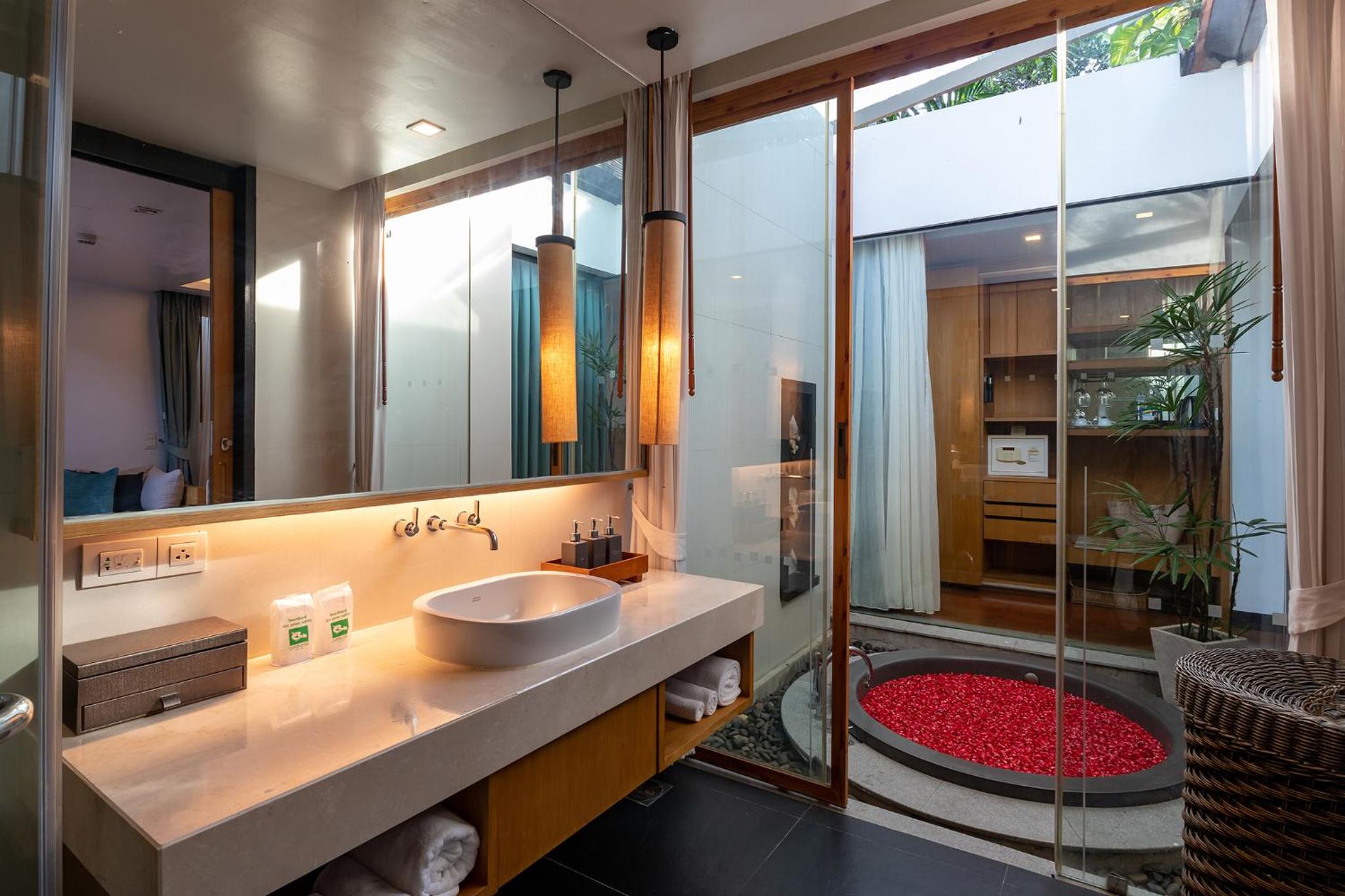 The Spa Villa Suite photo 2
