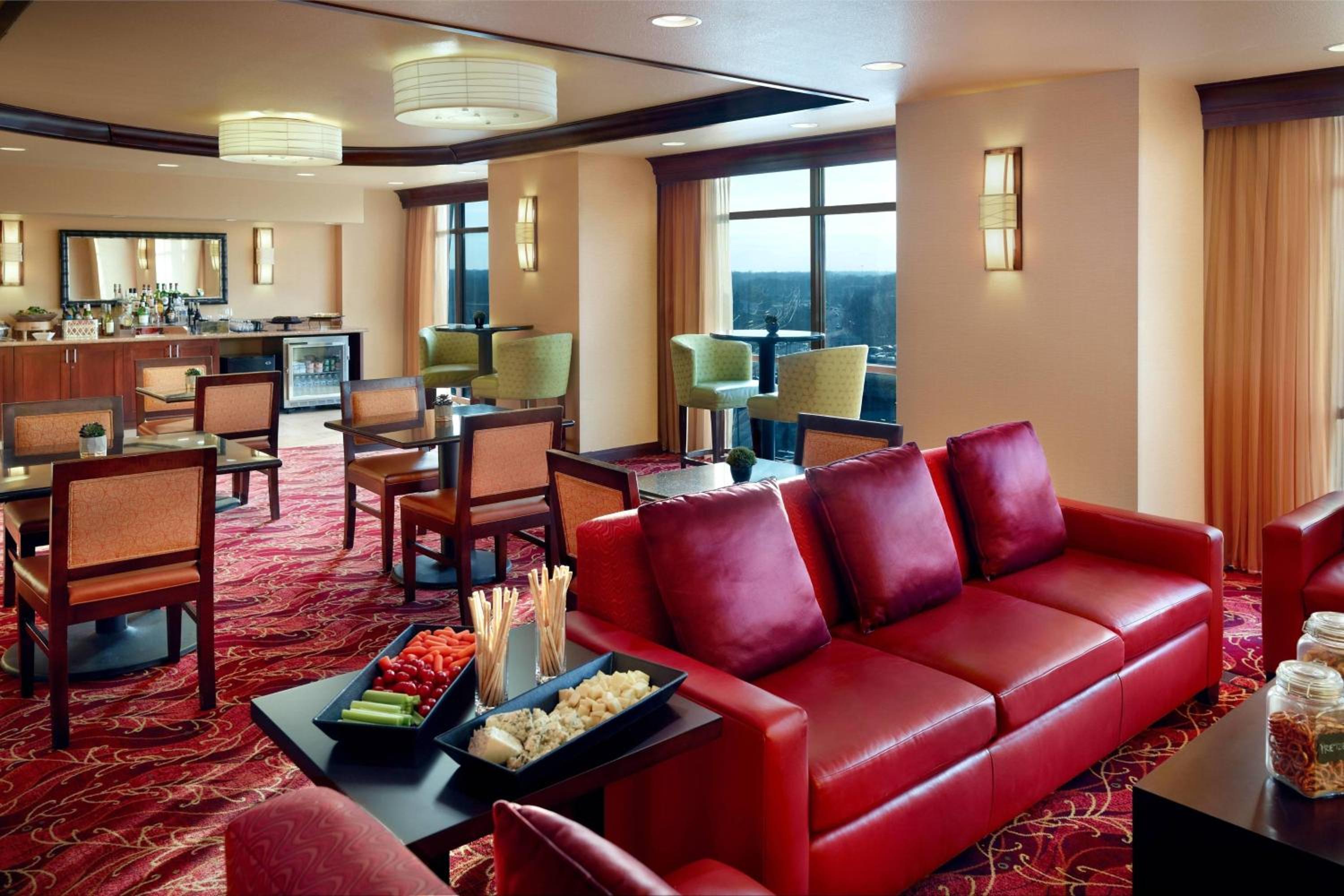 King Room - Concierge Level - Photo 5