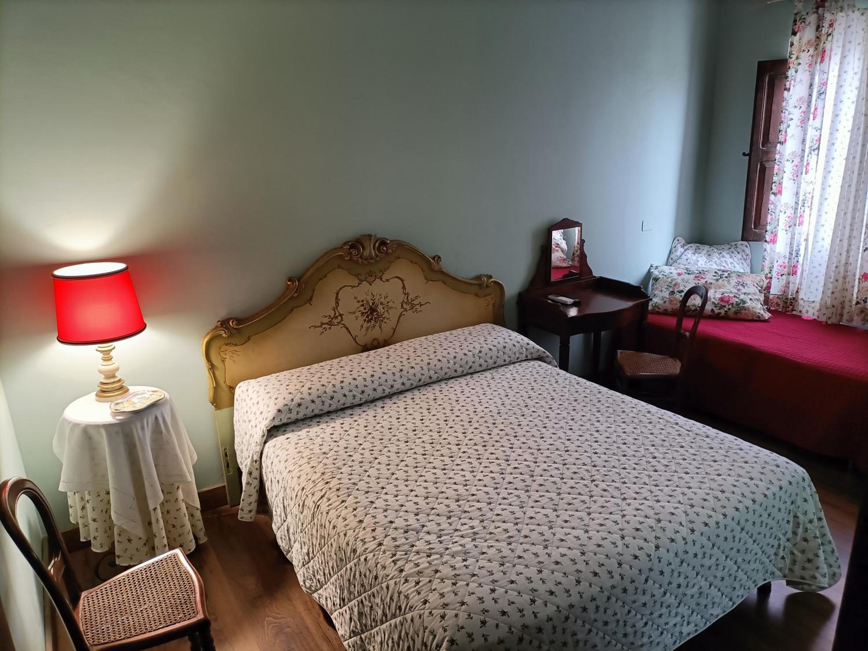 Double Room with Private Bathroom photo 1