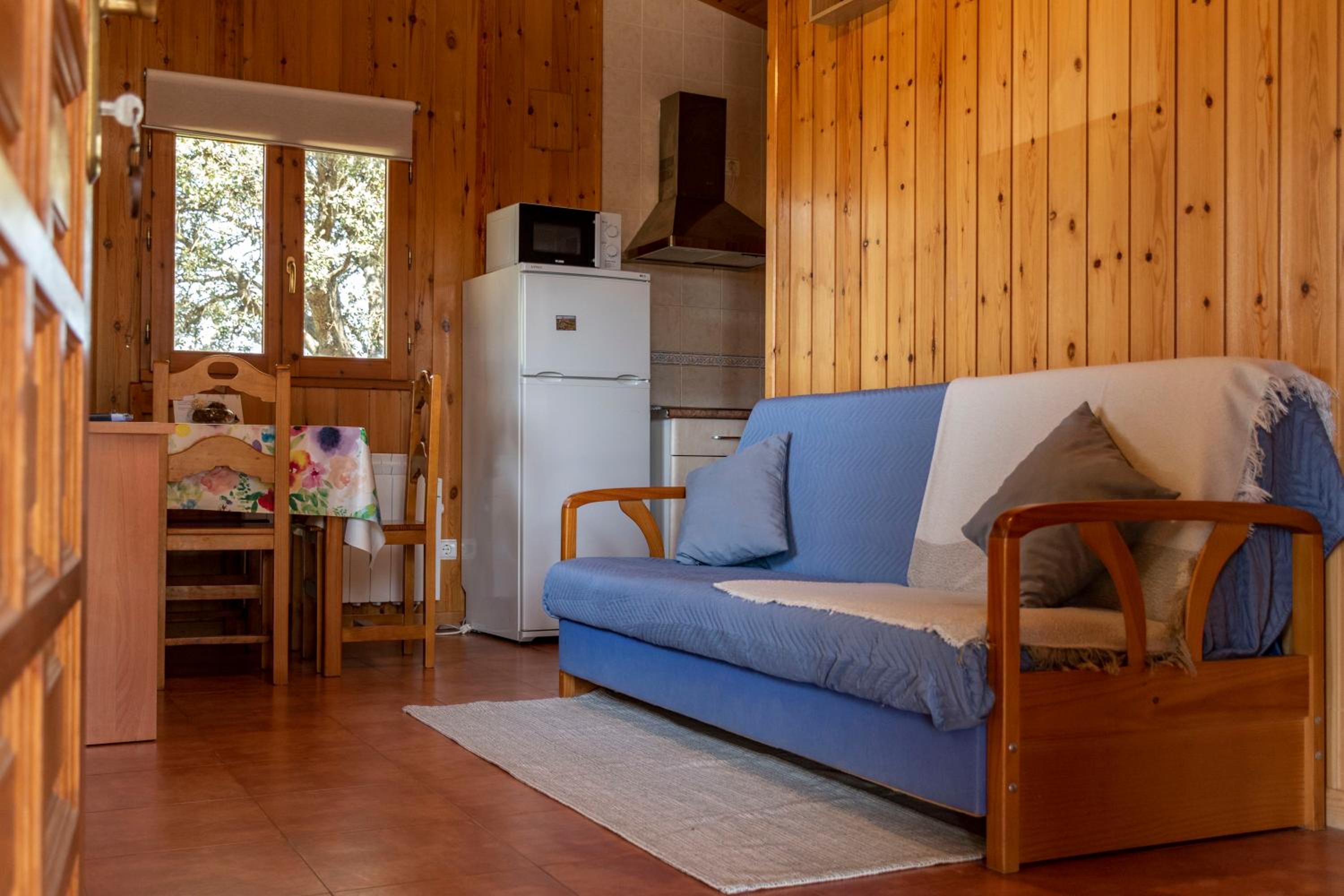 Two-Bedroom House photo 3