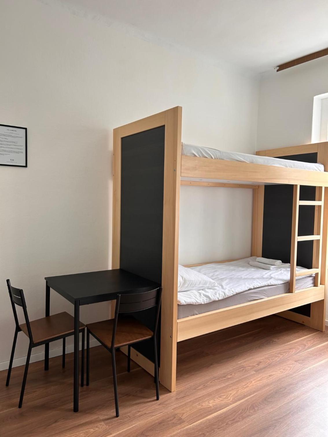 Quadruple Room with Shared Bathroom photo 3