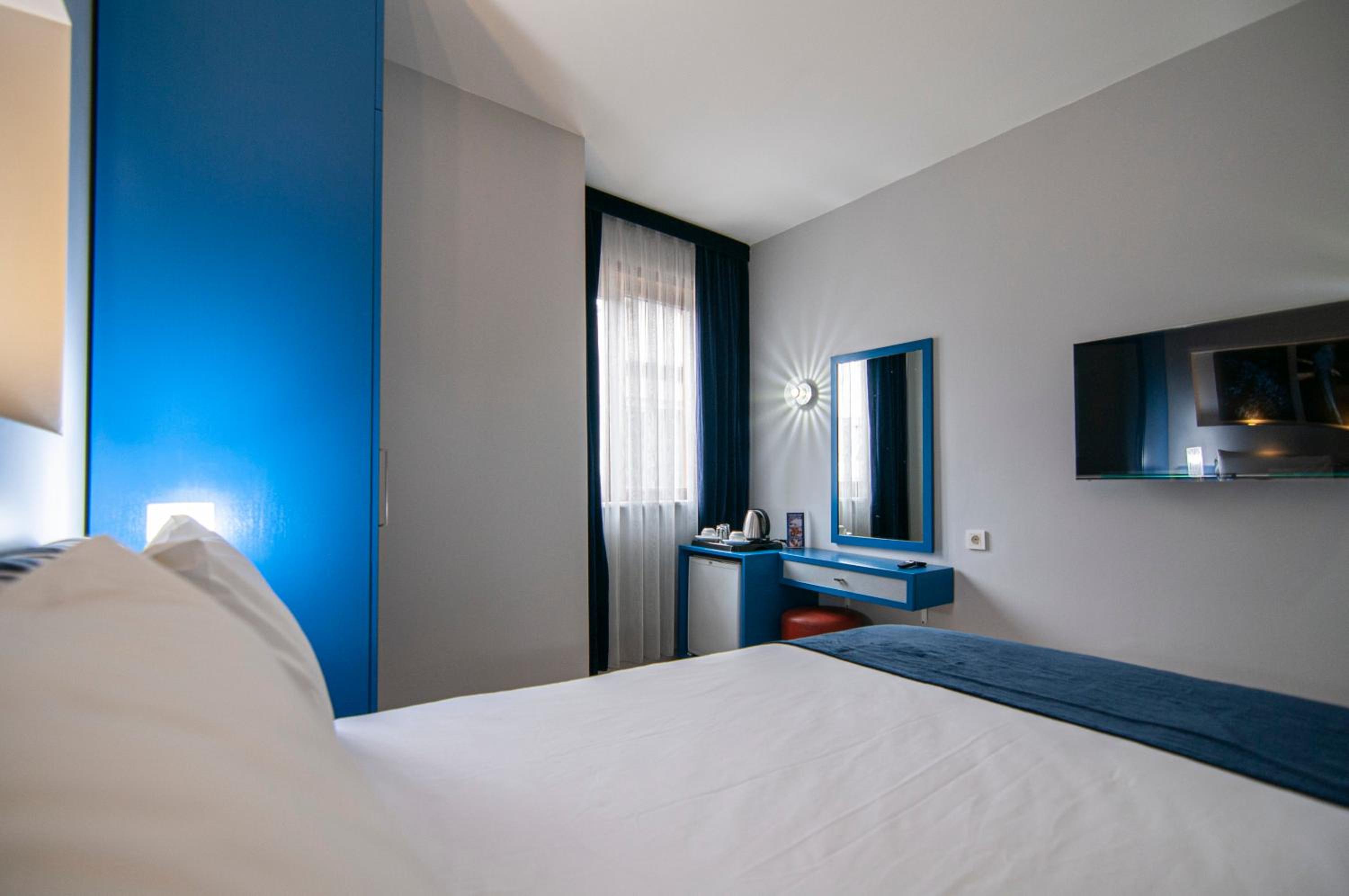 Standard Double Room photo 2