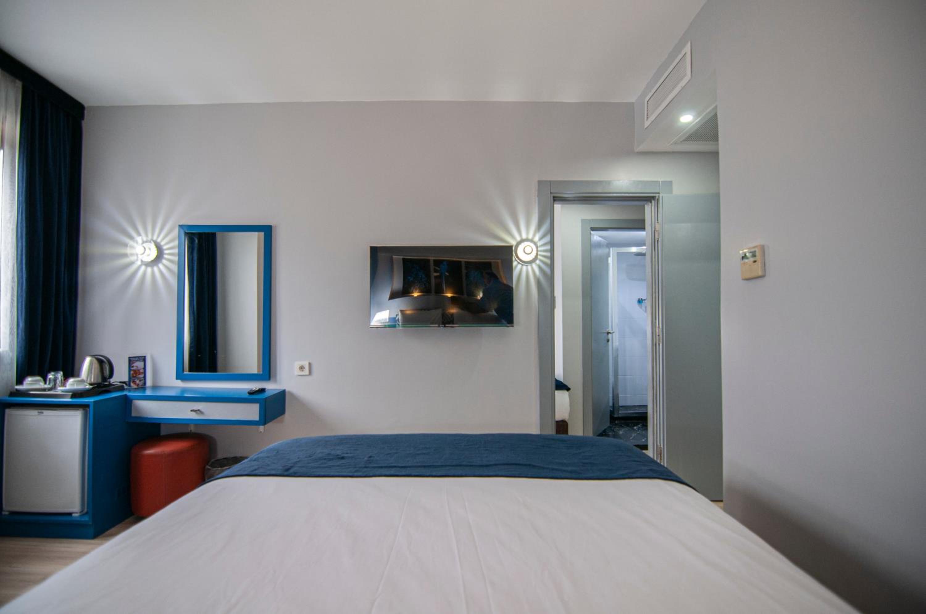 Standard Double Room photo 3