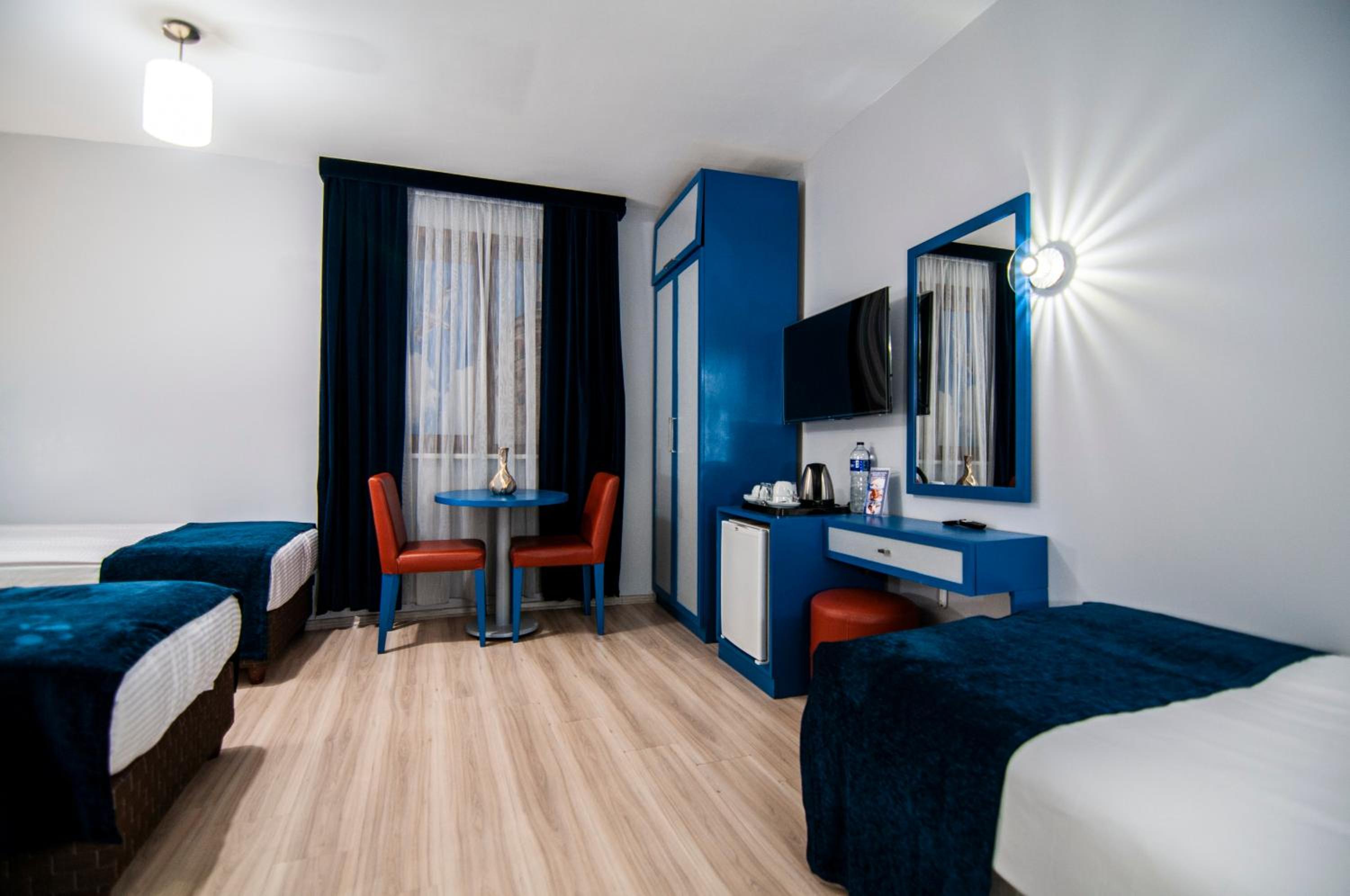 Standard Triple Room photo 3
