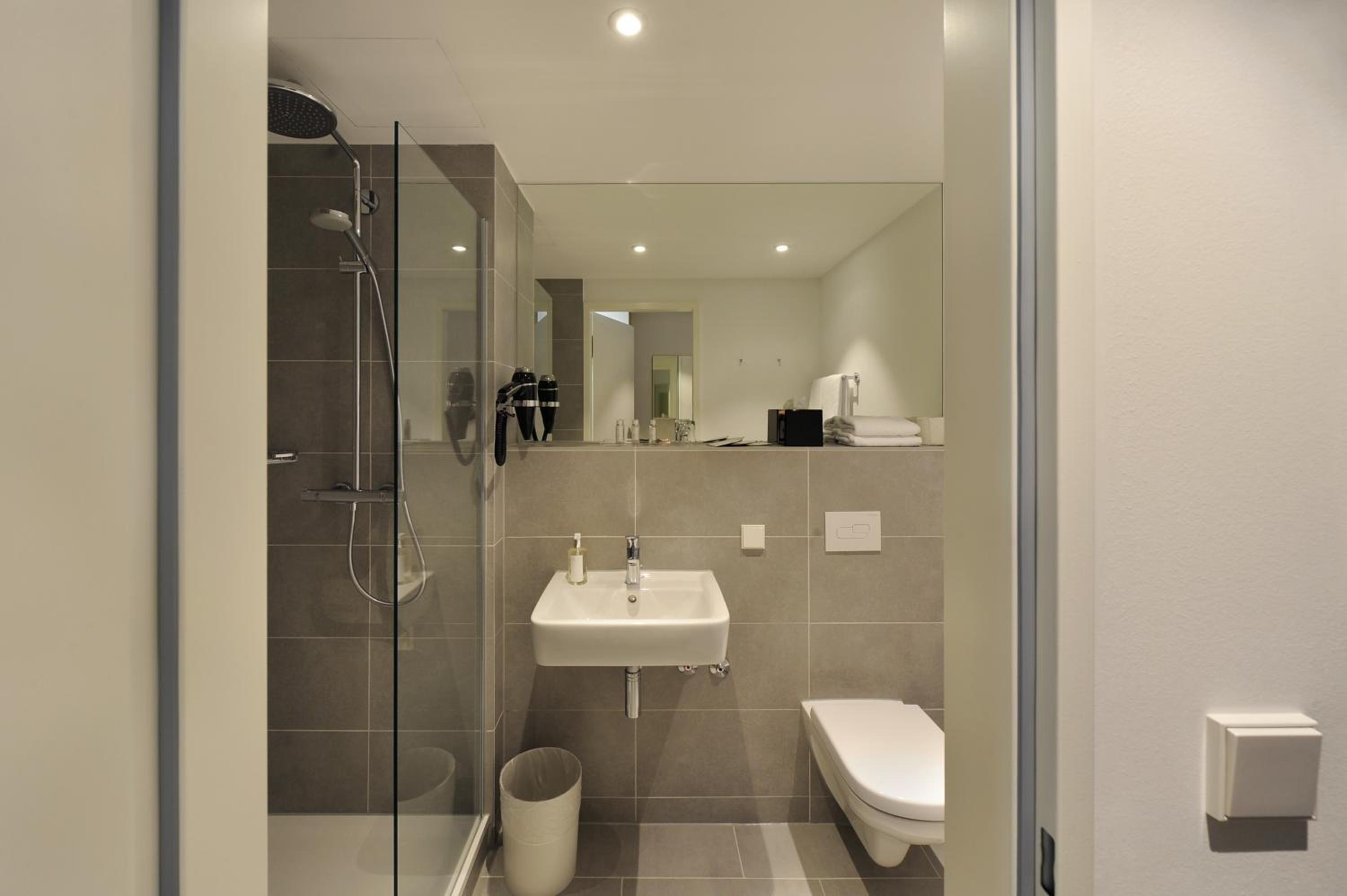 Twin Room - Photo 4