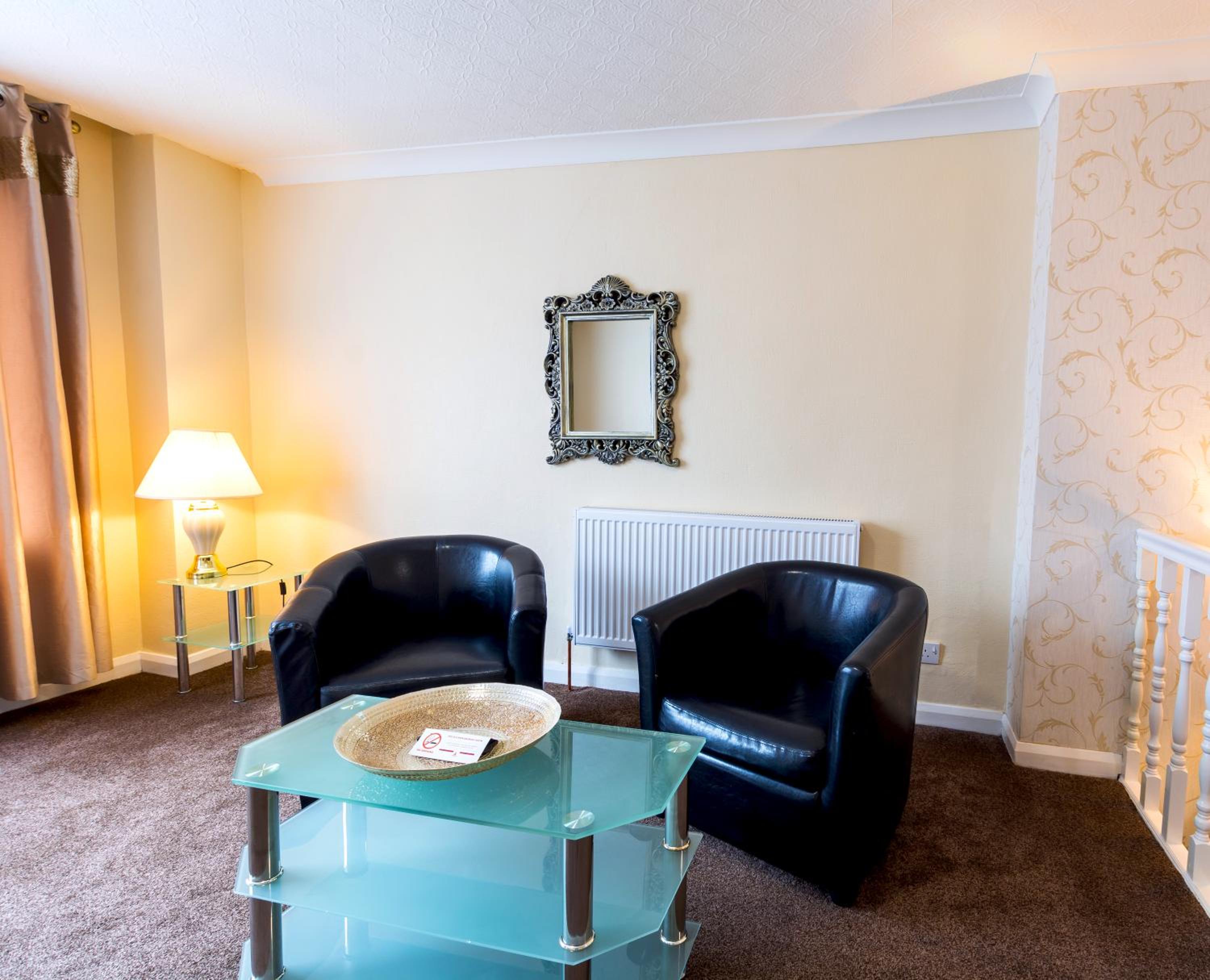 Superior Suite - Photo 2