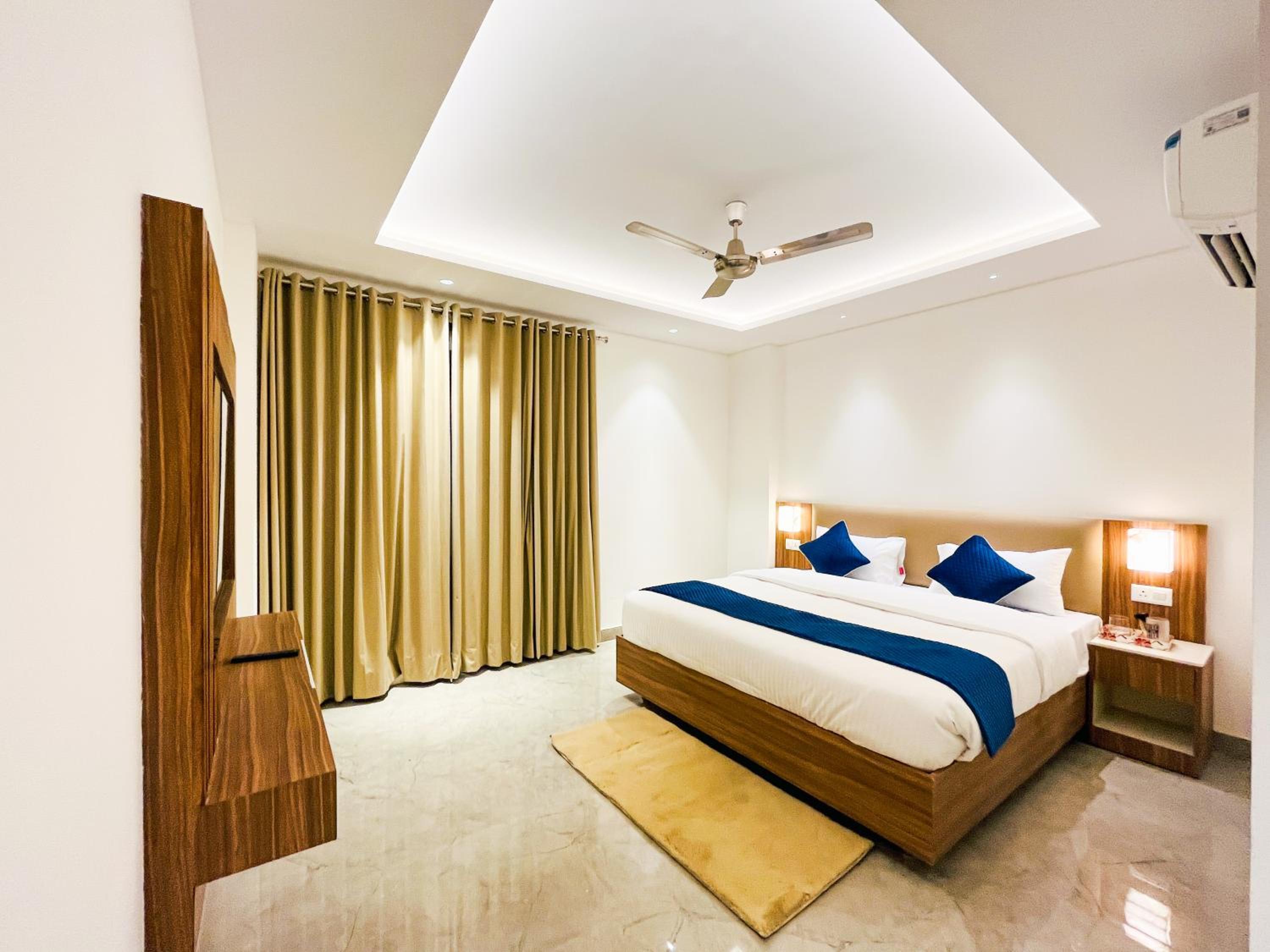 Deluxe Queen Room photo 3