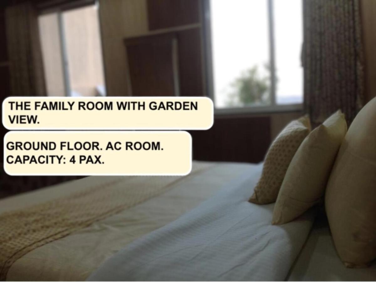 Family Room with Garden View photo 1