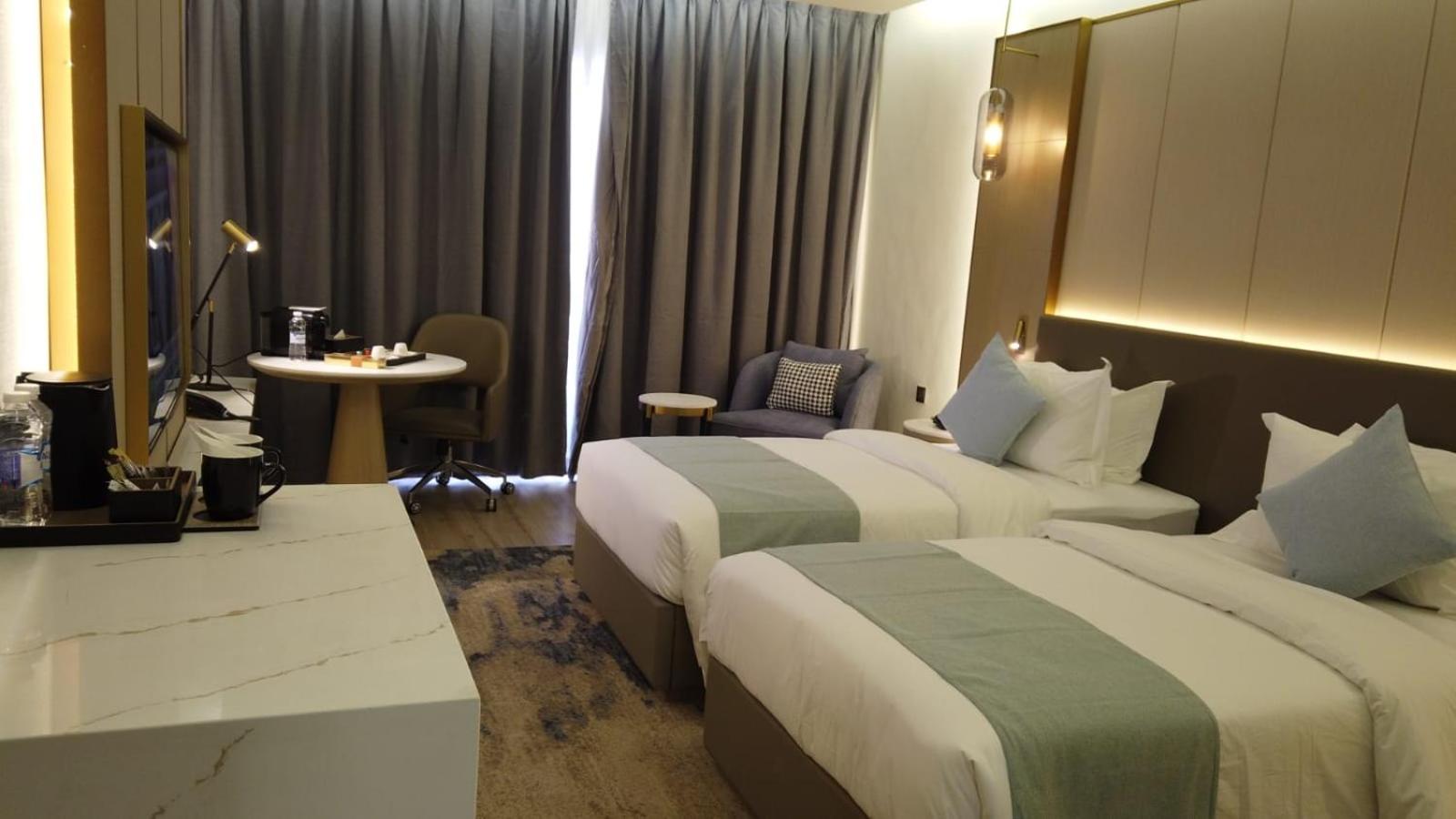 Deluxe Twin Room