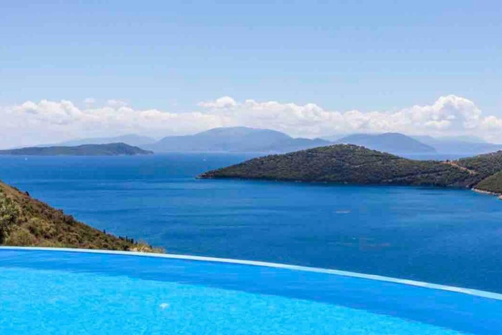 Villa With Private Pool photo 1