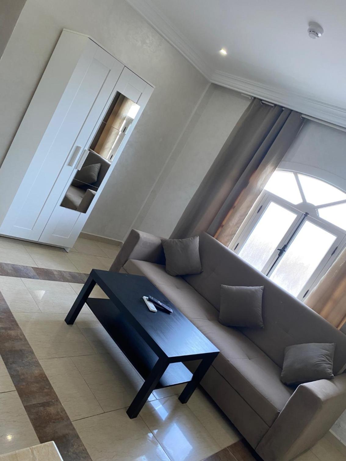 Standard Suite - Photo 1
