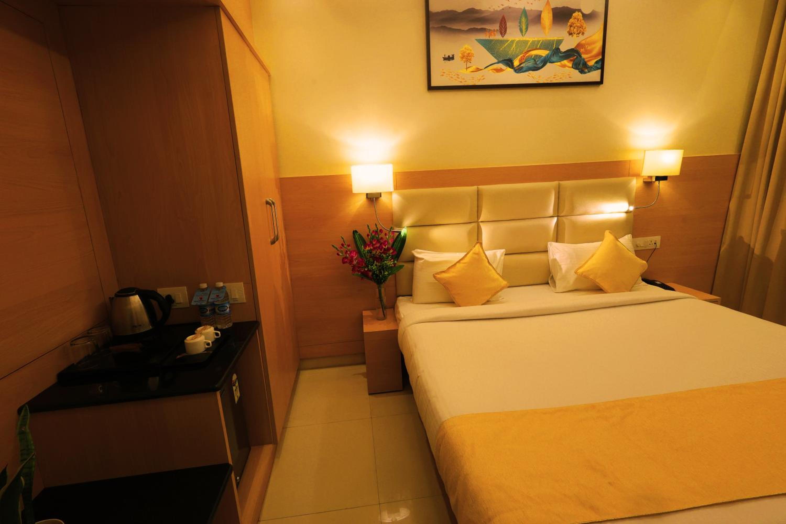 Deluxe Room - Photo 4