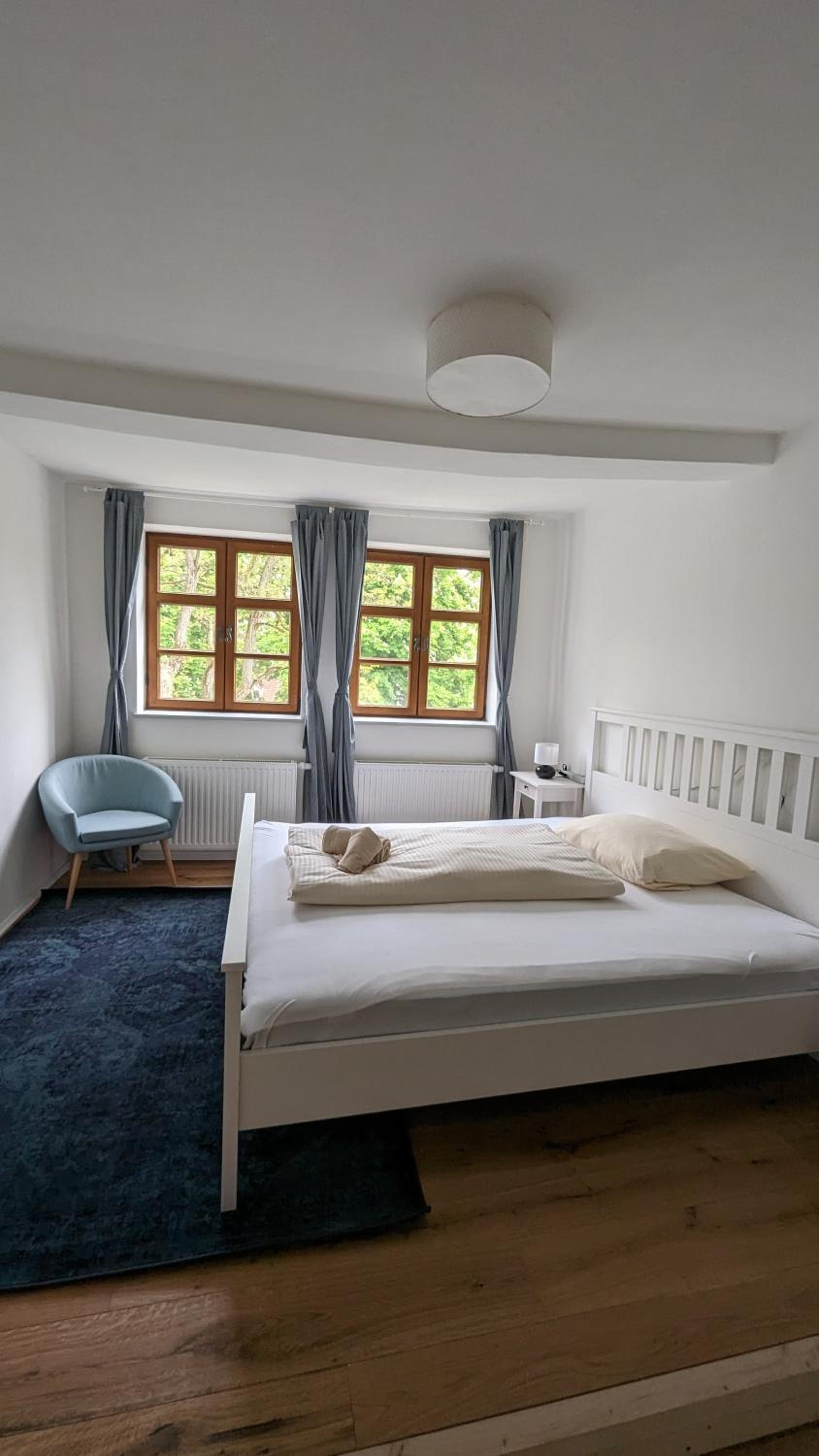 One-Bedroom Apartment photo 2