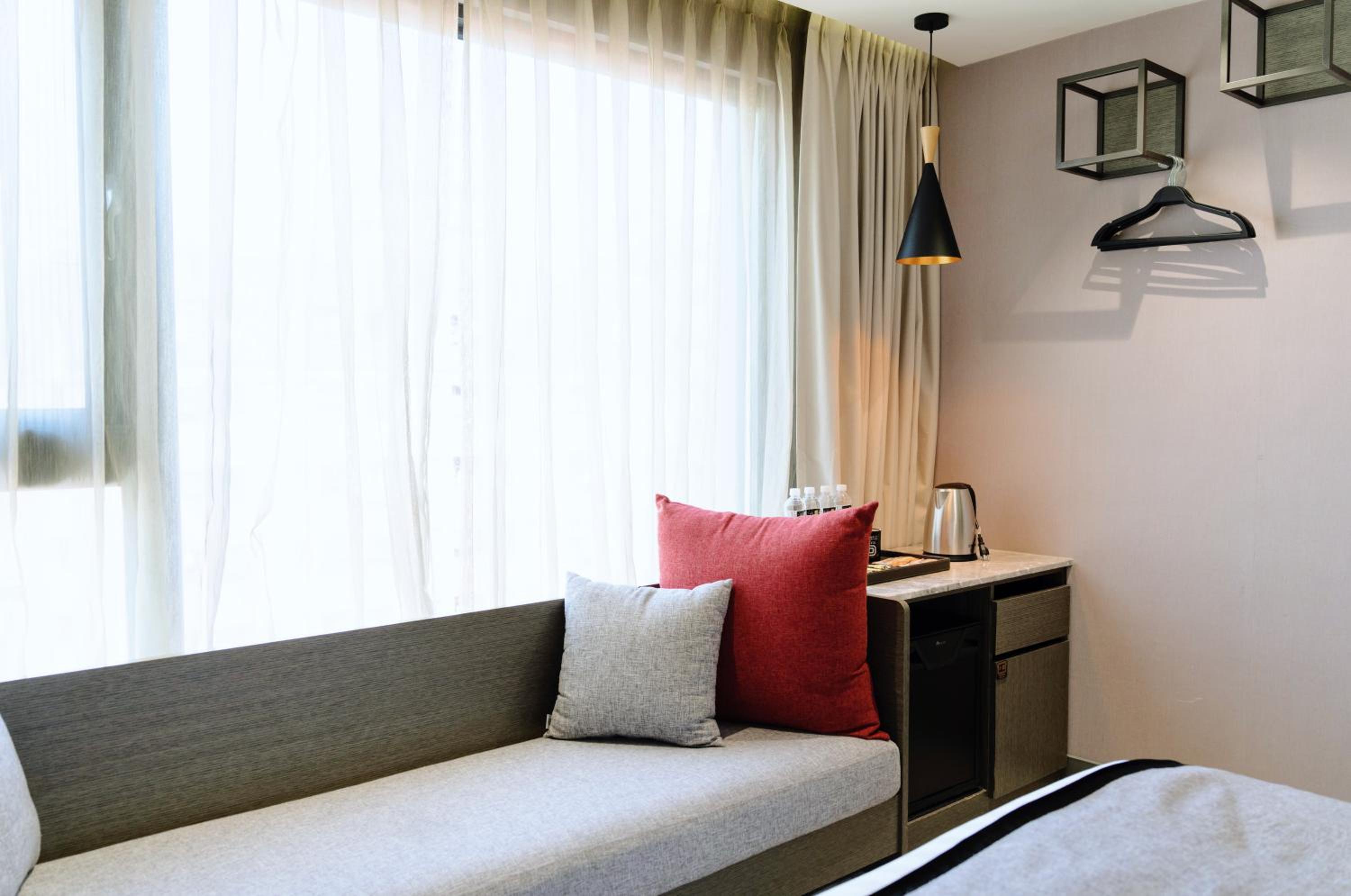 Special Offer - Deluxe Quadruple Room