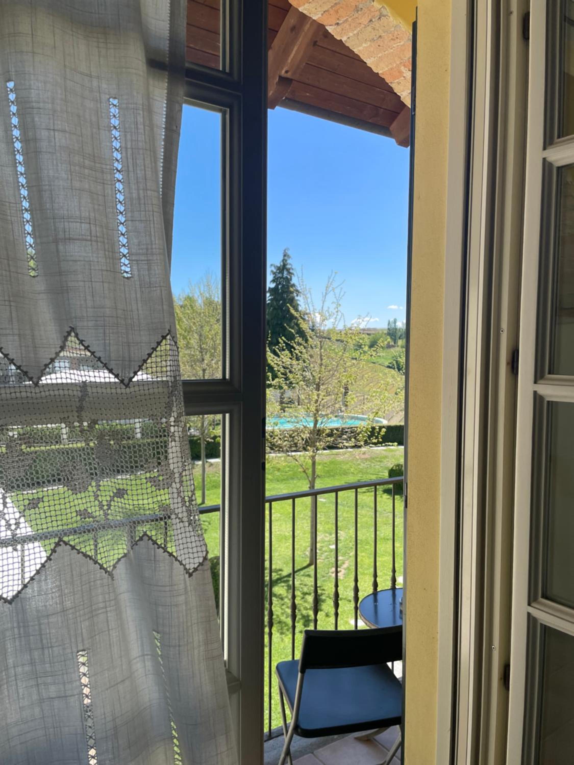 King Room with Balcony photo 2