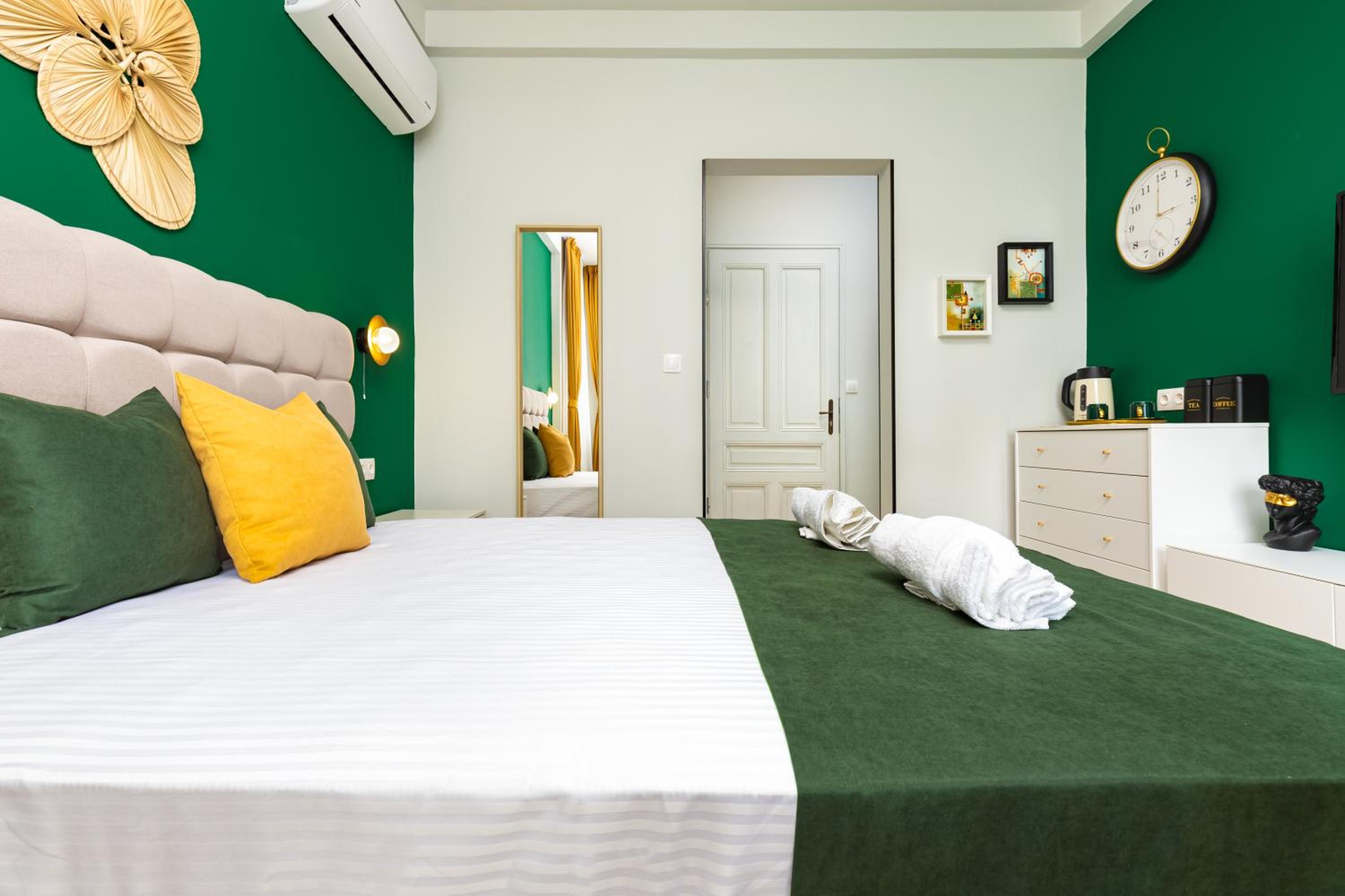 Queen Room with Garden View photo 1