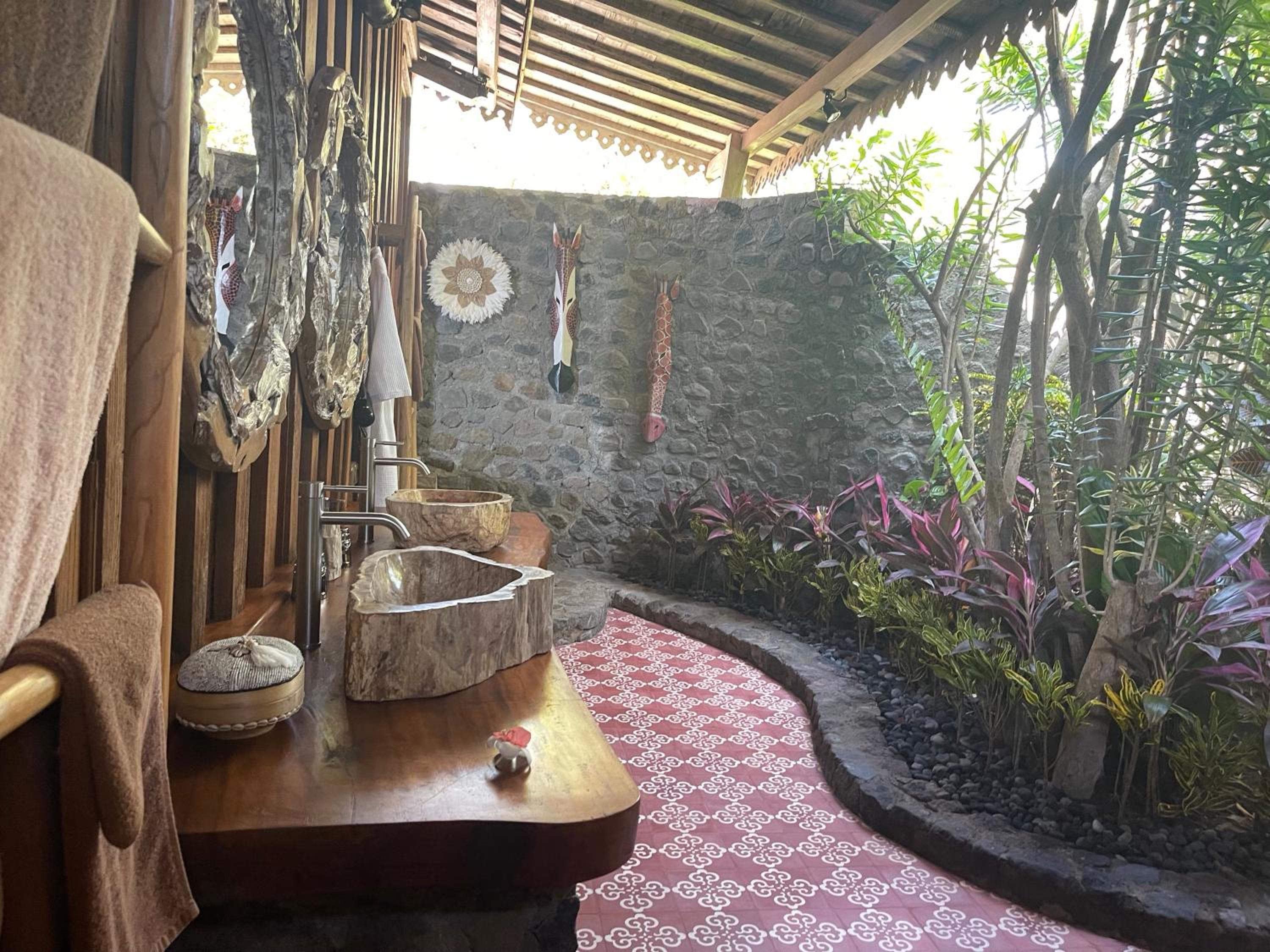 Bungalow with Sea View - Photo 16