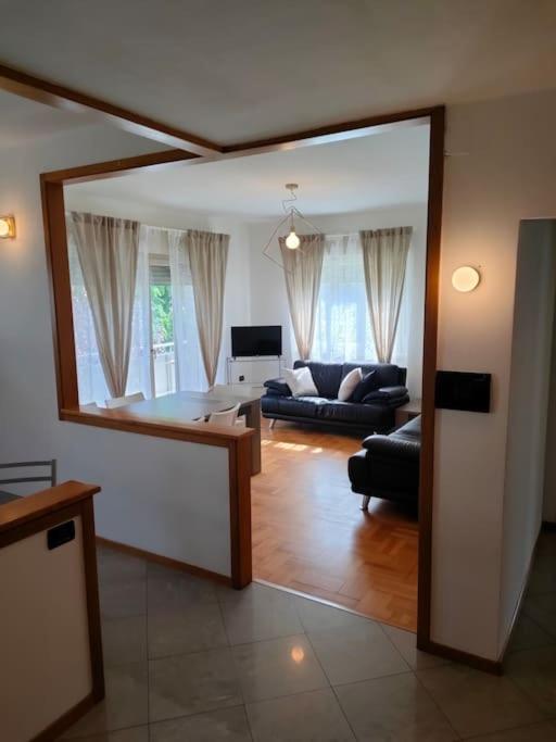 Three-Bedroom Apartment photo 1