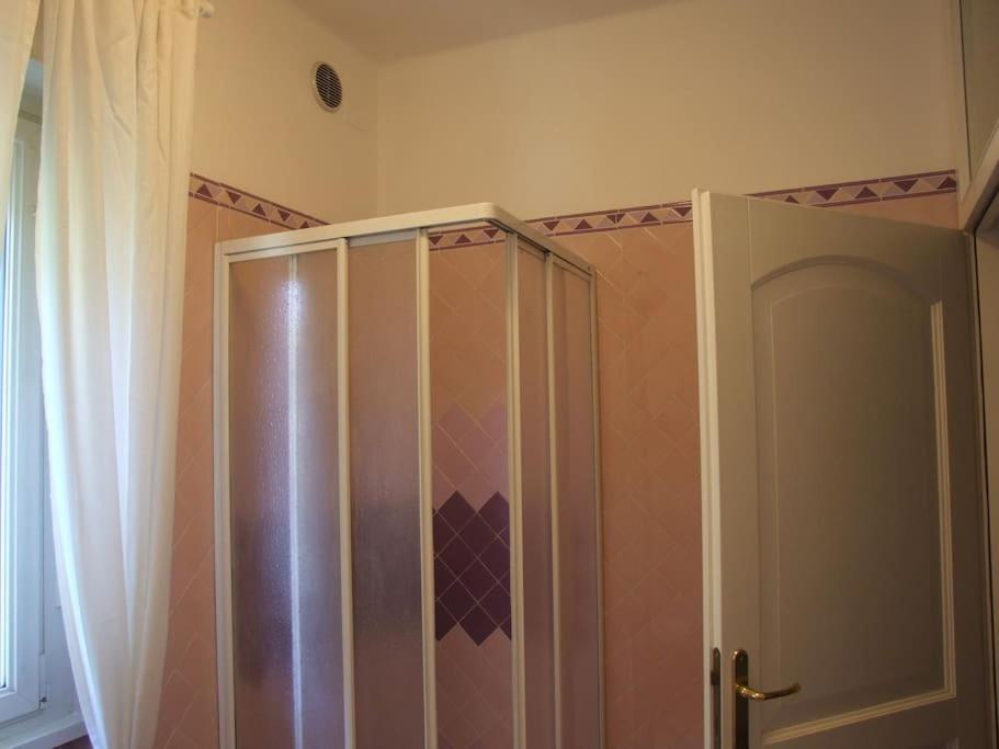 Three-Bedroom Apartment photo 2