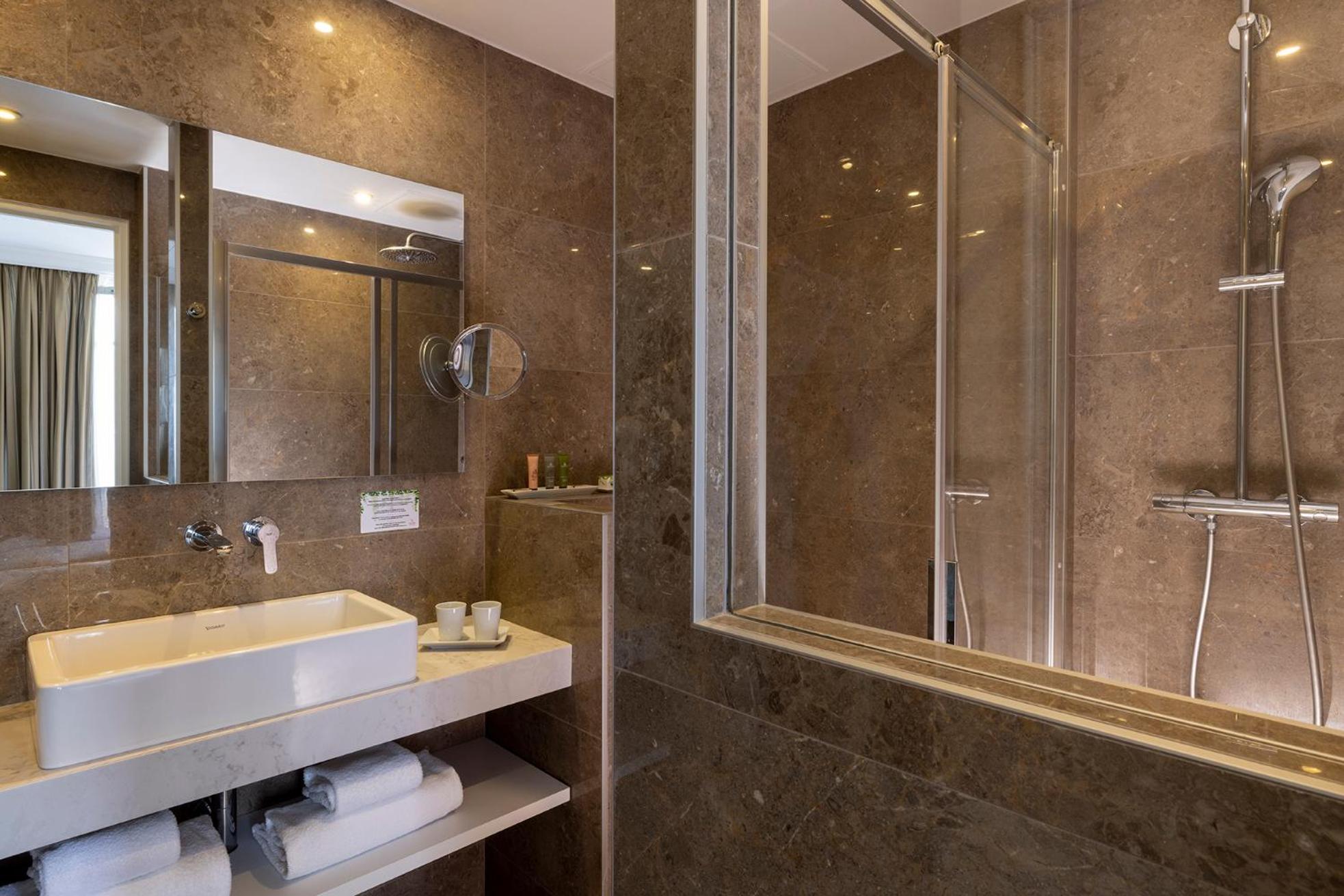 Superior Double Room - Photo 5