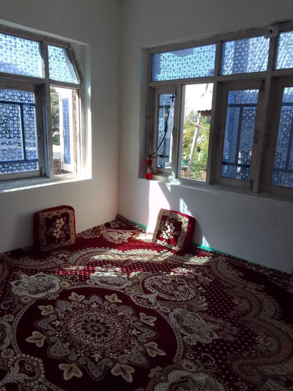Apartment photo 2