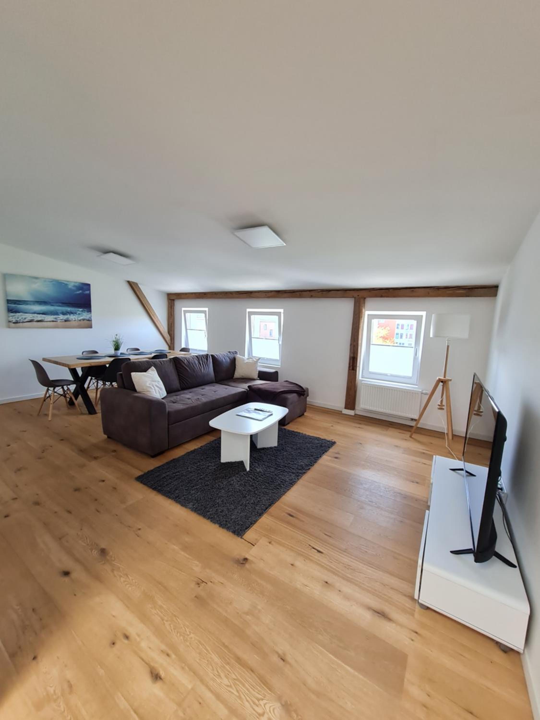 Apartment with Shower - Attic - Photo 1
