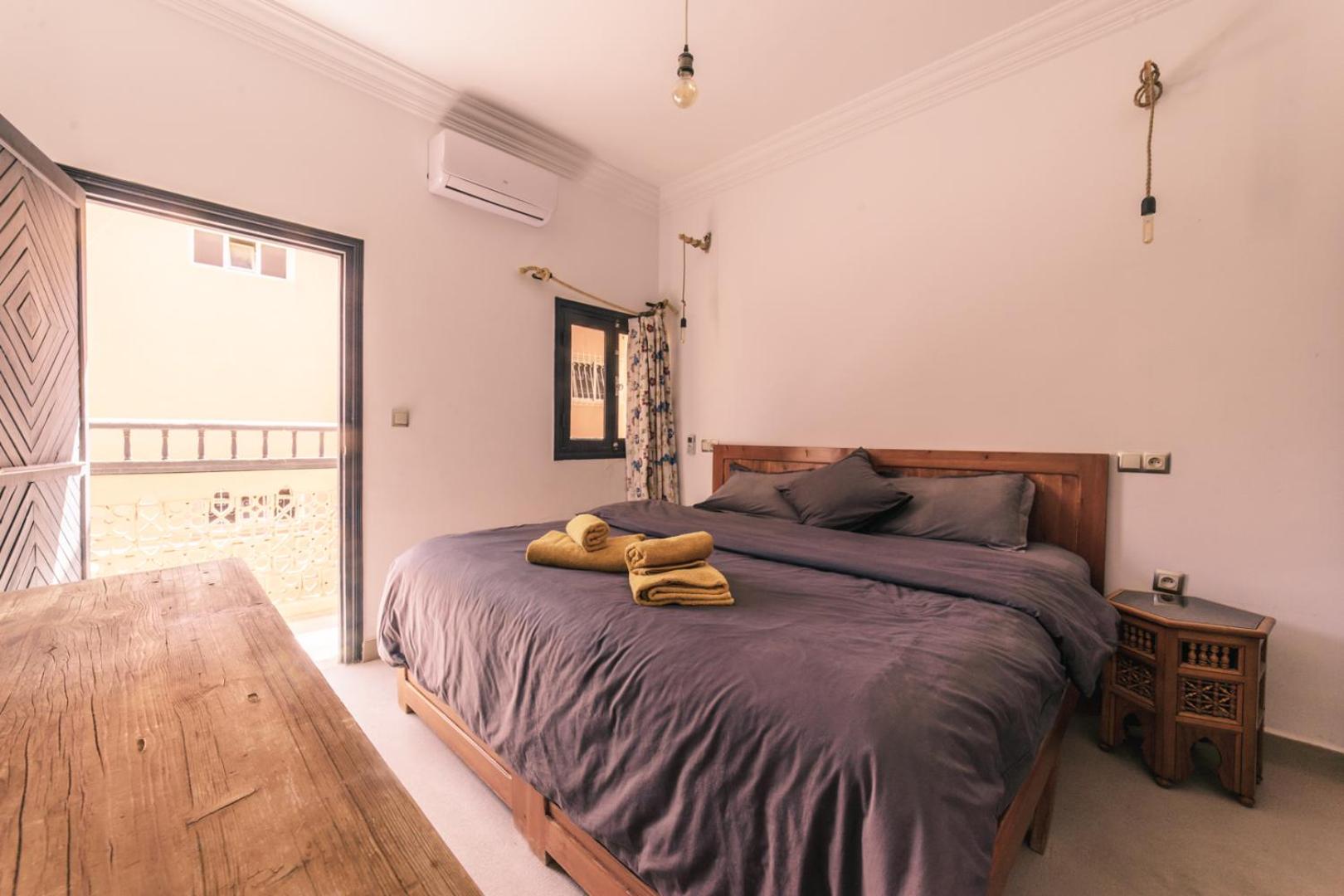 Double or Twin Room with Balcony - Photo 4