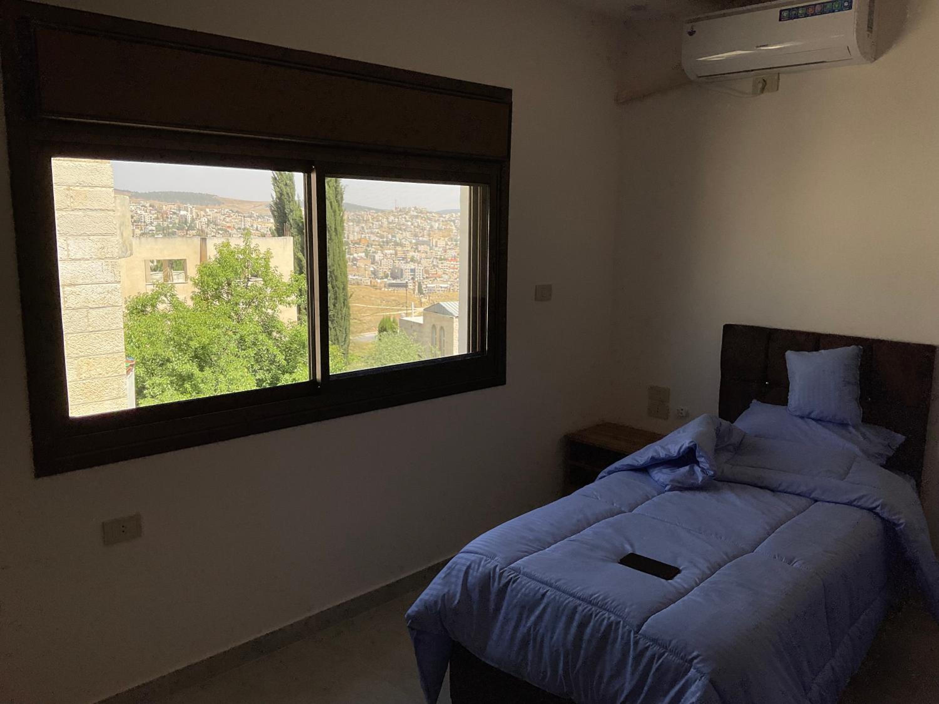 Deluxe King Room photo 3