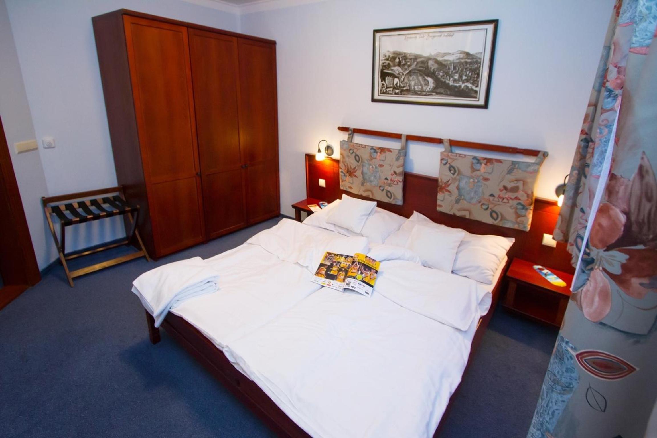 Suite - Photo 3