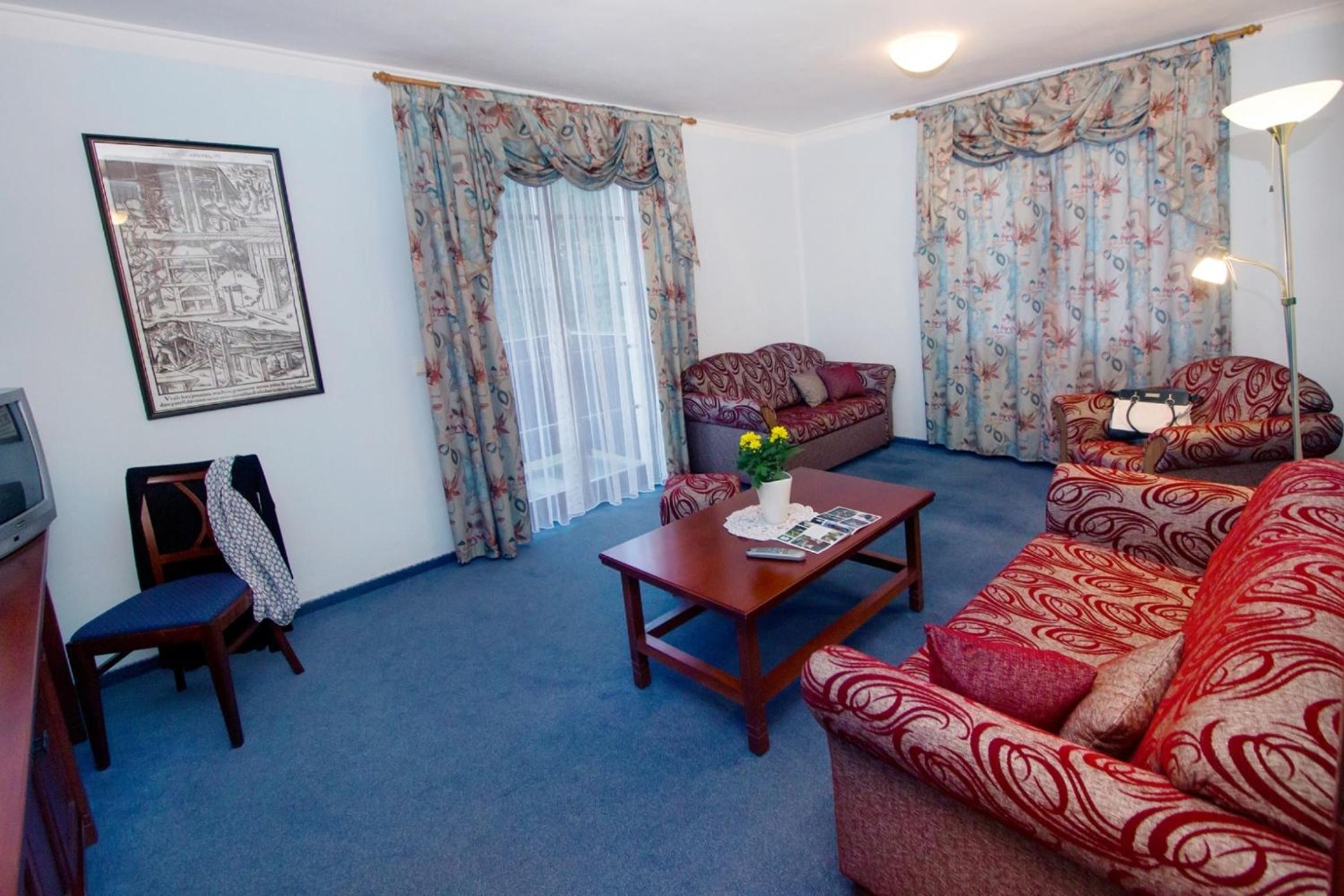 Suite - Photo 7