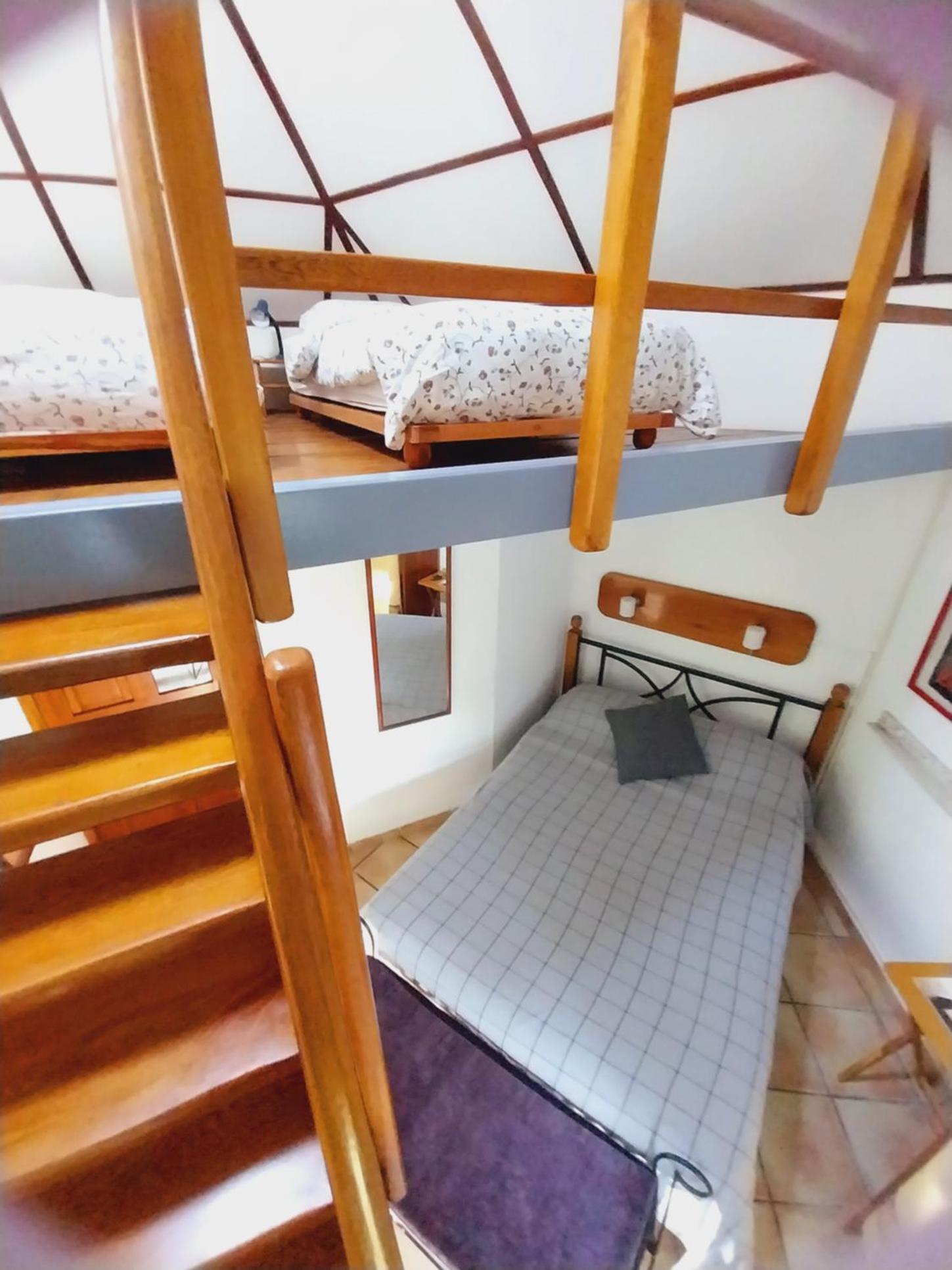 Basic Triple Room photo 1
