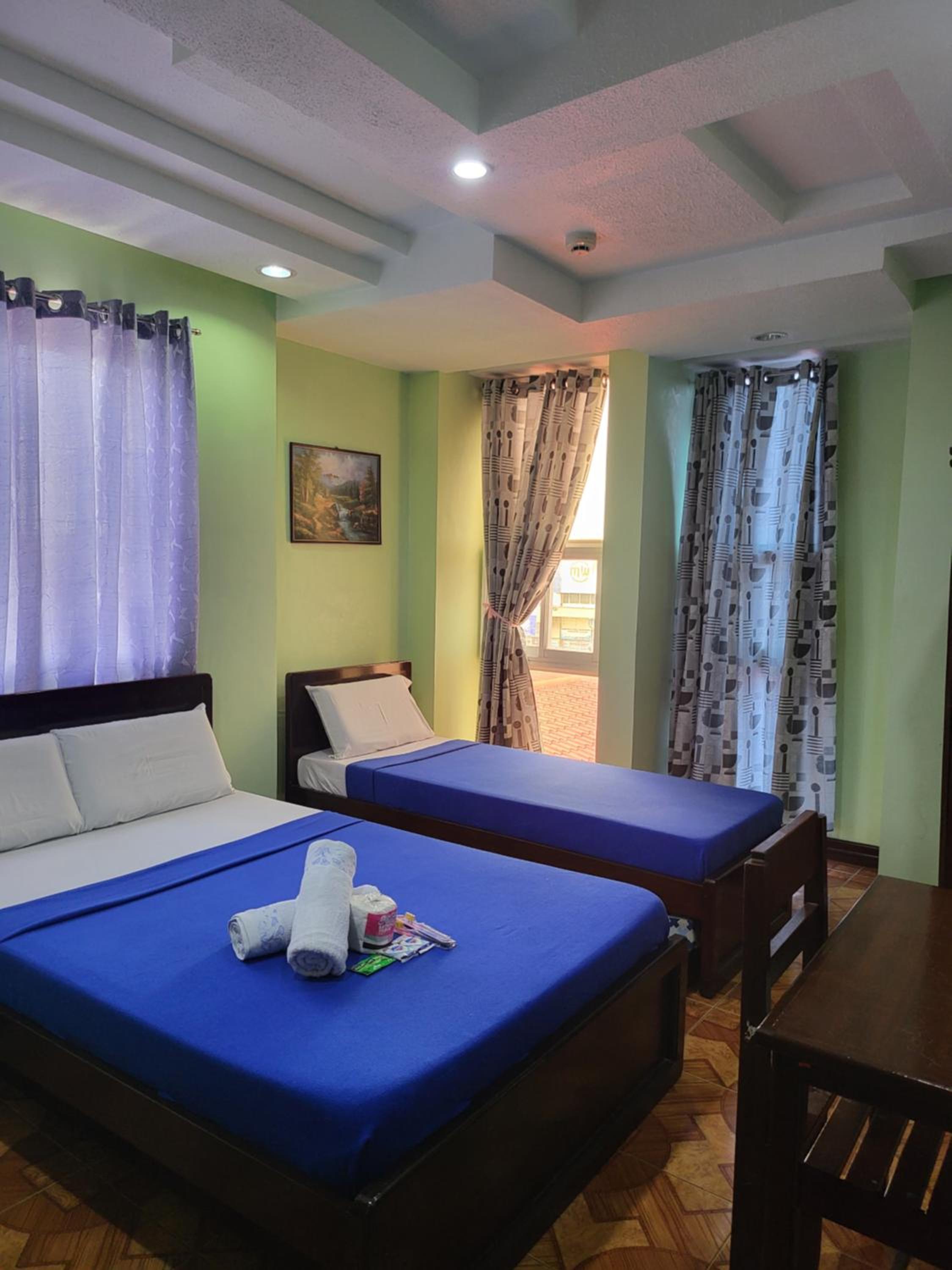 Standard Triple Room photo 3
