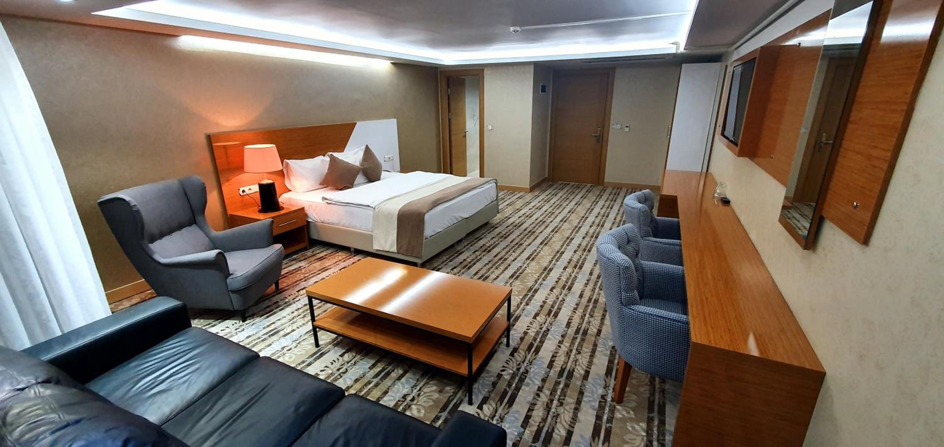 Junior Suite - Photo 7
