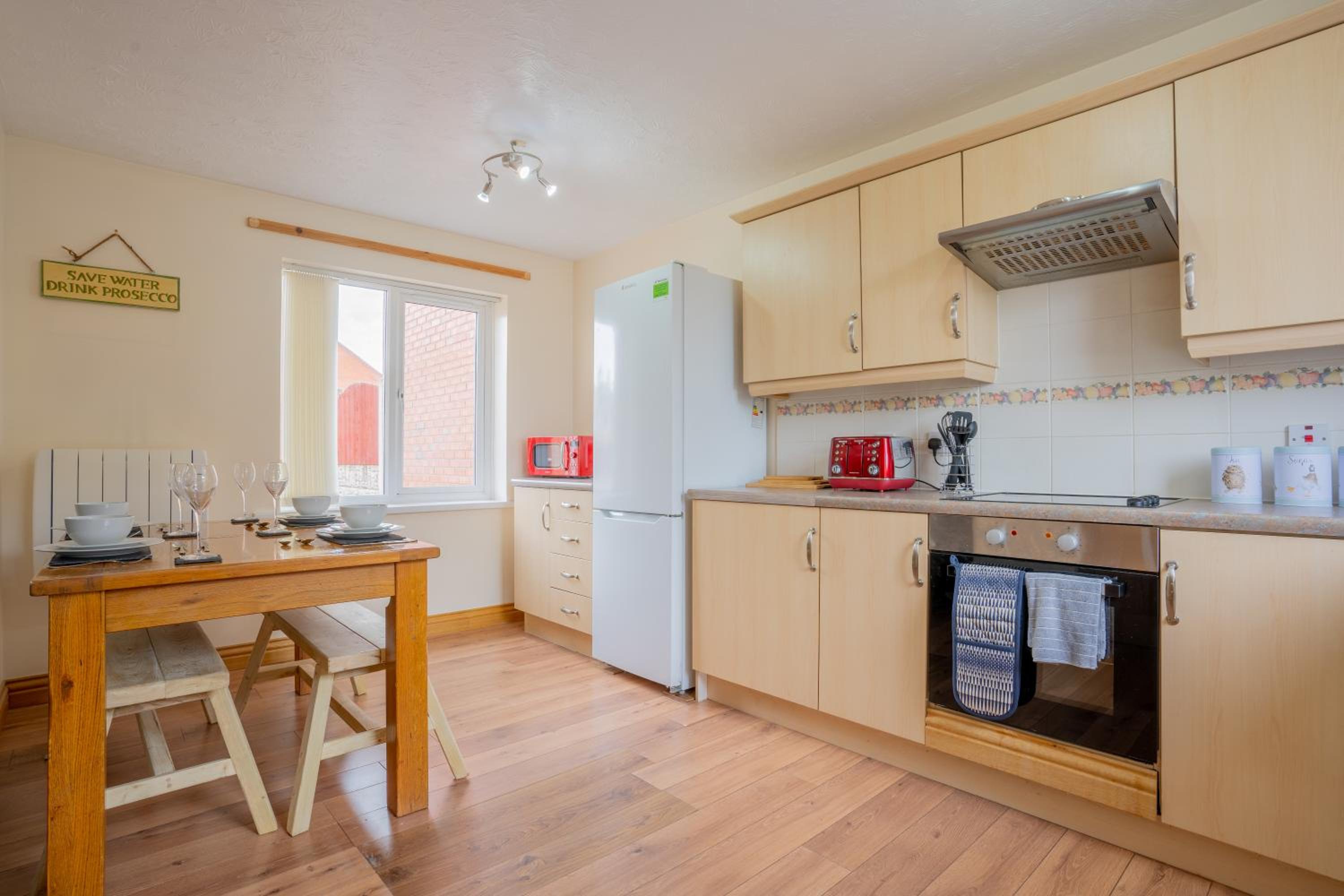 Three-Bedroom House photo 2