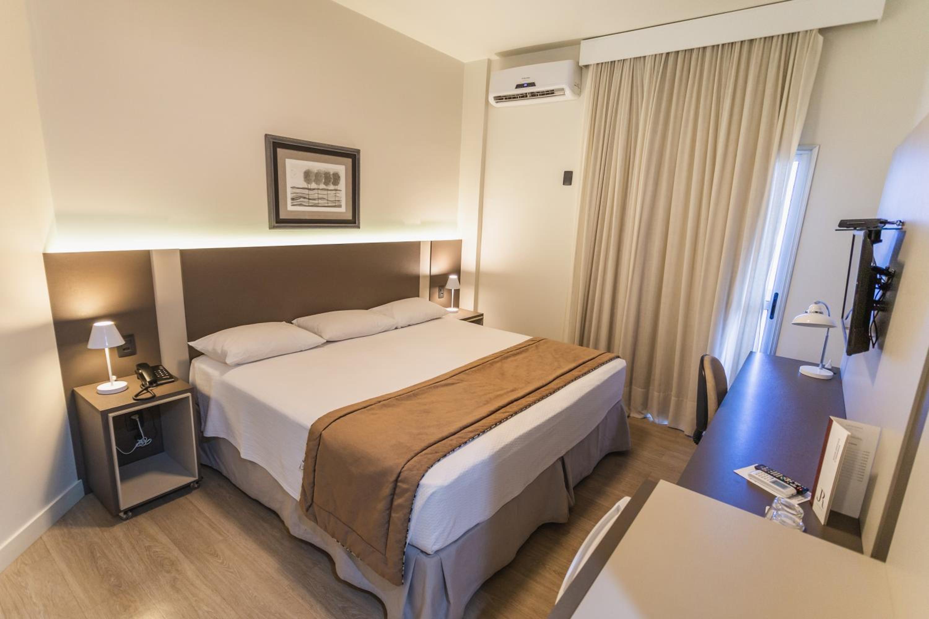 Deluxe Room photo 1
