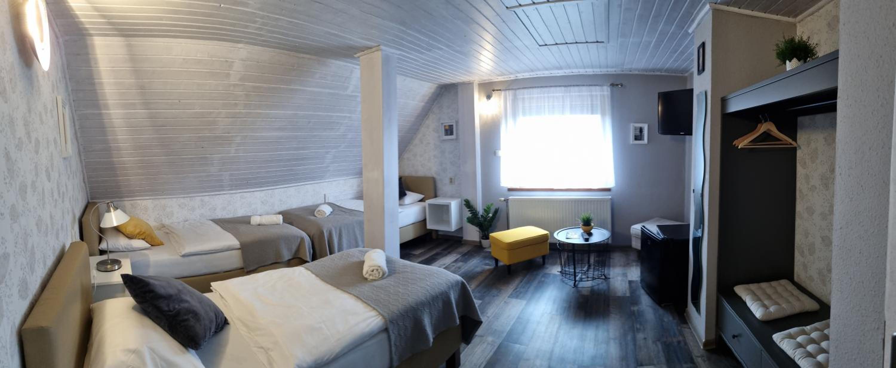 Standard Triple Room photo 1