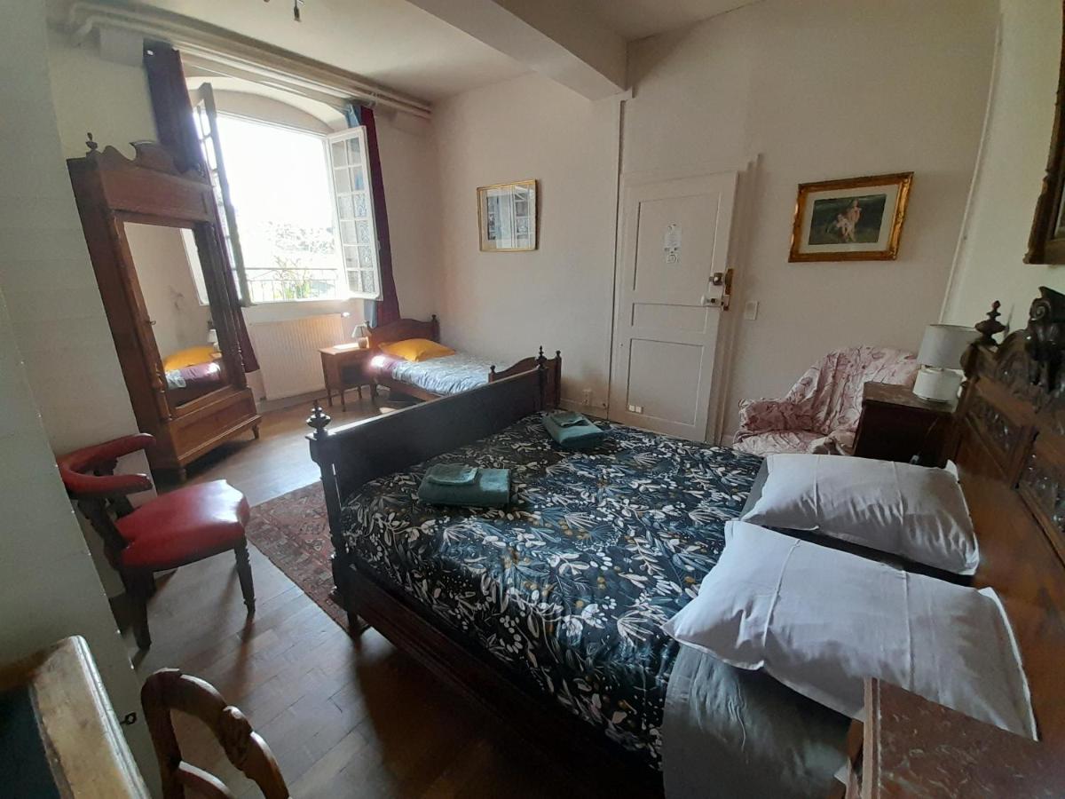 Large Double Room photo 1