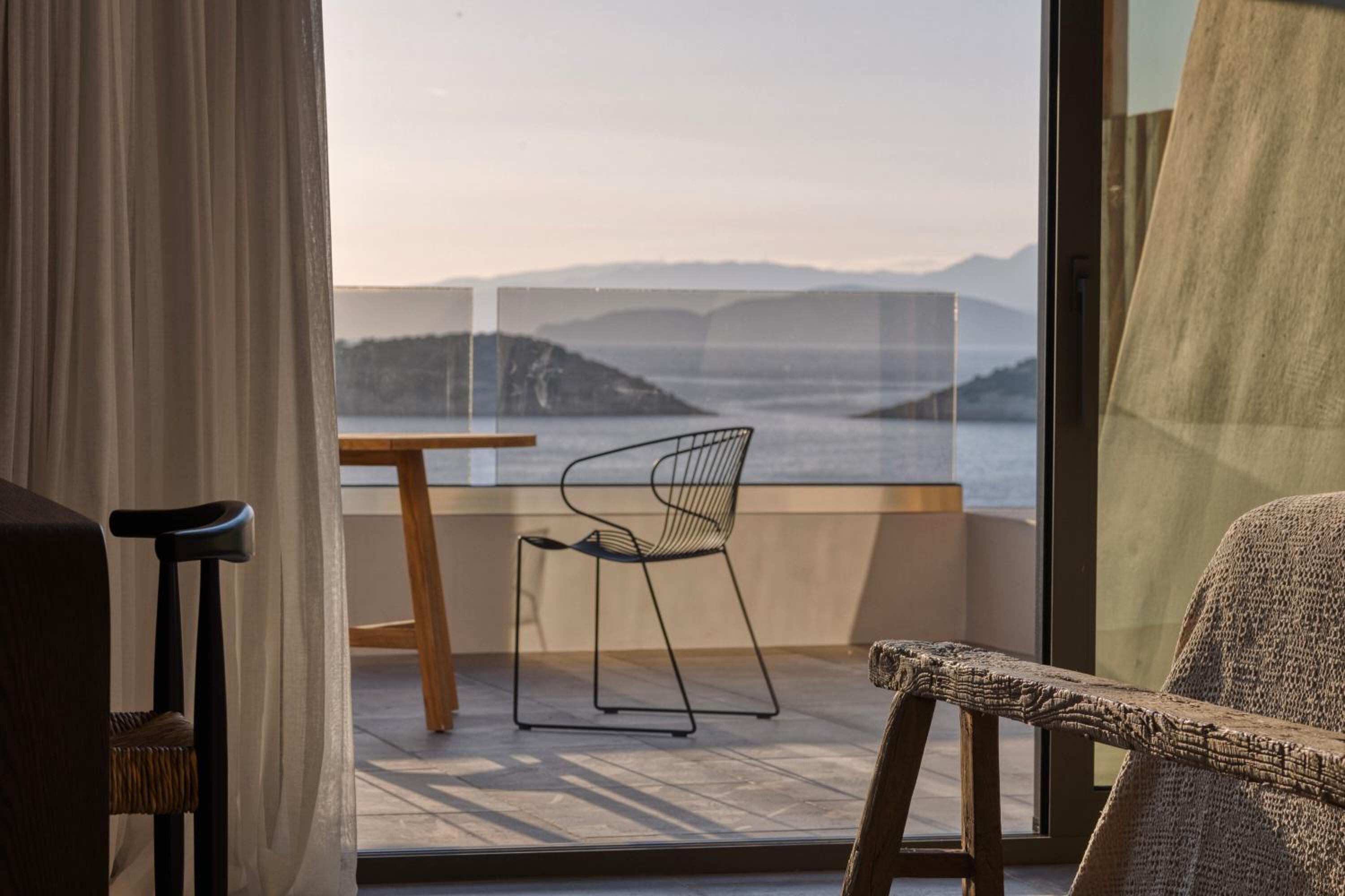 Sunrise Sea View Room