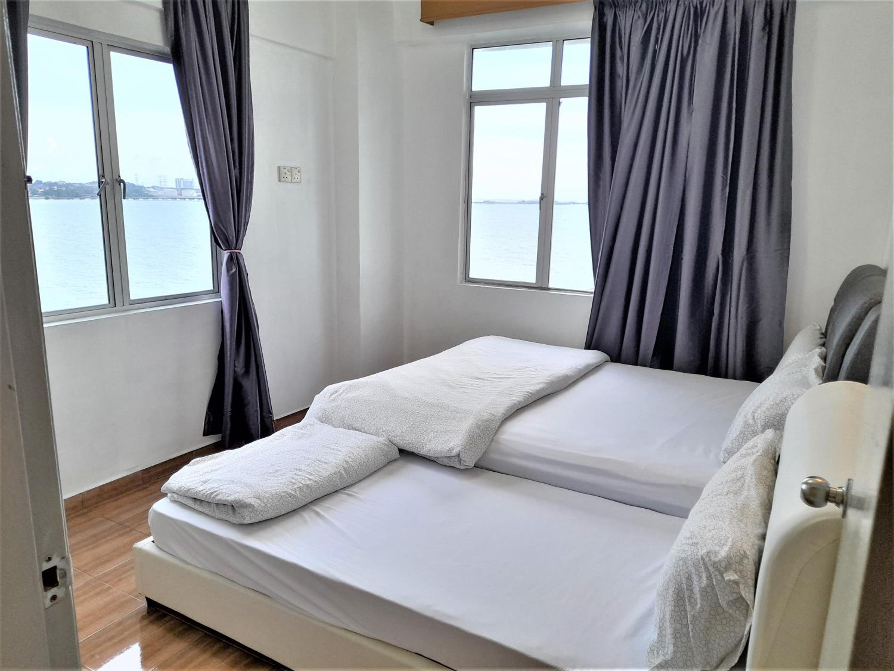 Two-Bedroom Apartment with Ocean View photo 2