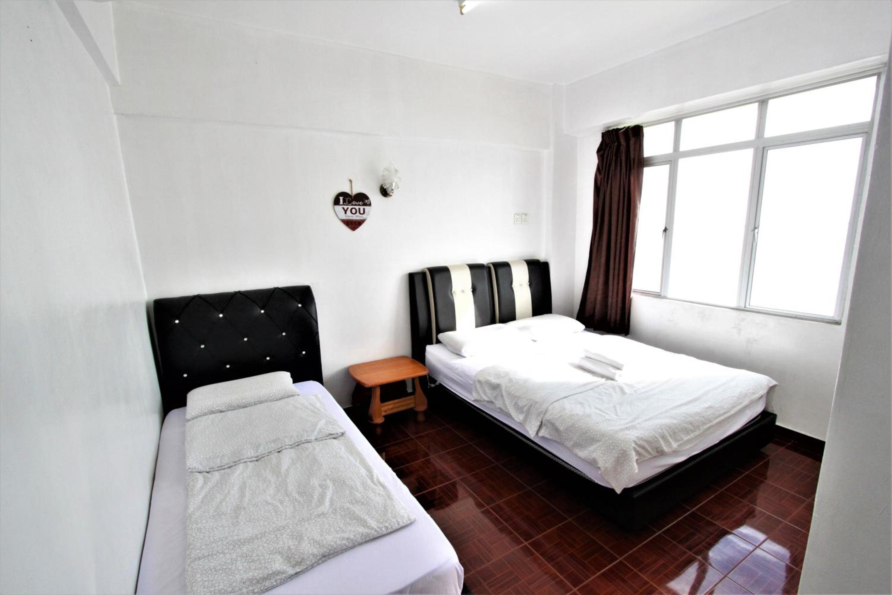 Three-Bedroom Apartment with Ocean View photo 2